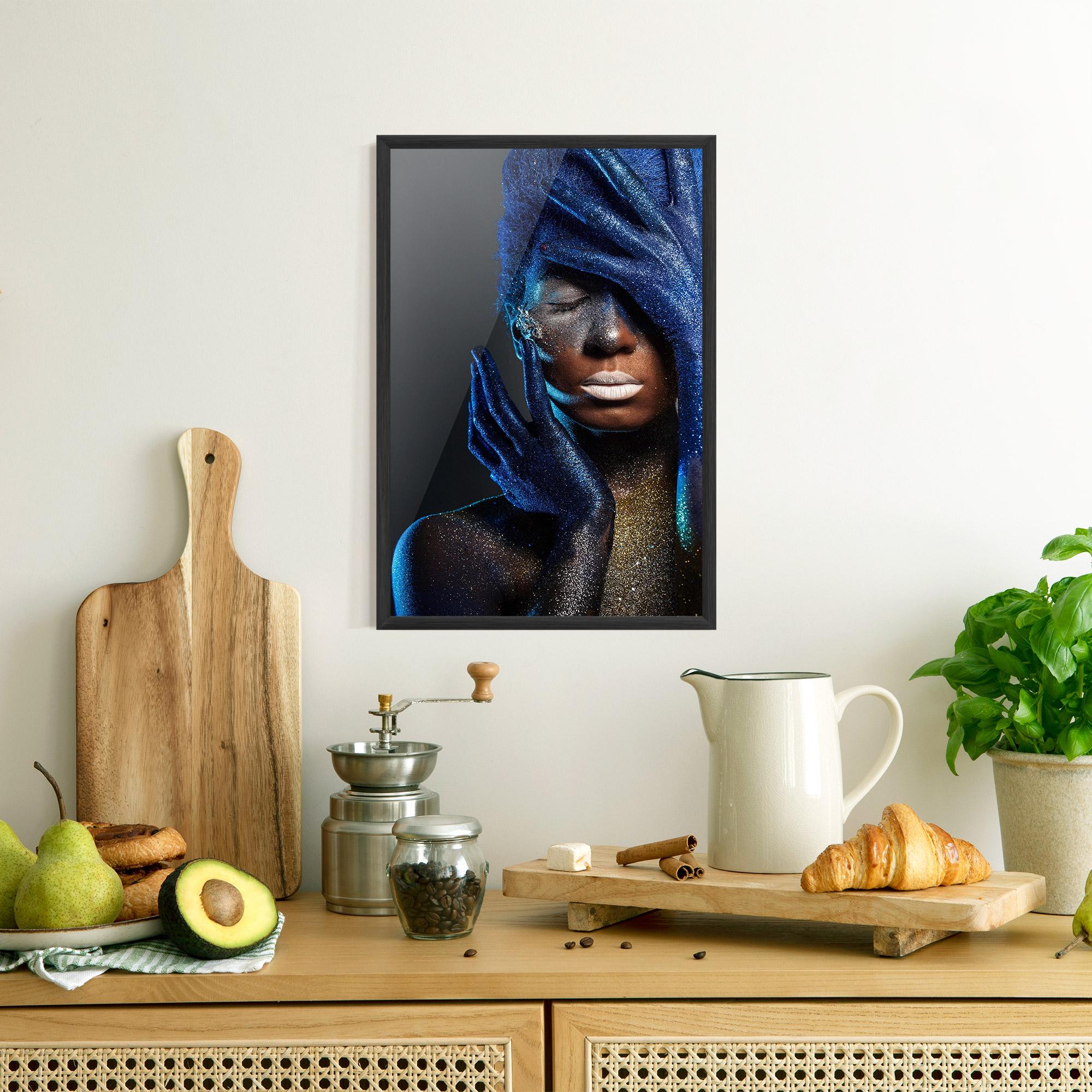 Poster Înrămat Blue Hair Hands mockup 8
