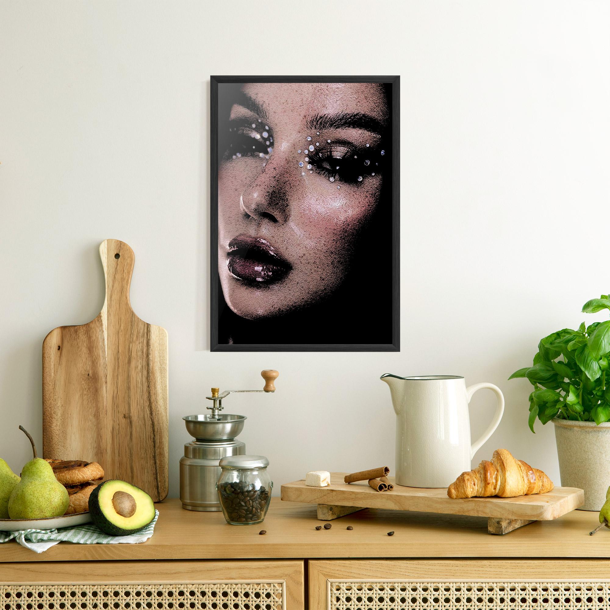 Poster Înrămat Pretty Crystal Makeup mockup 8