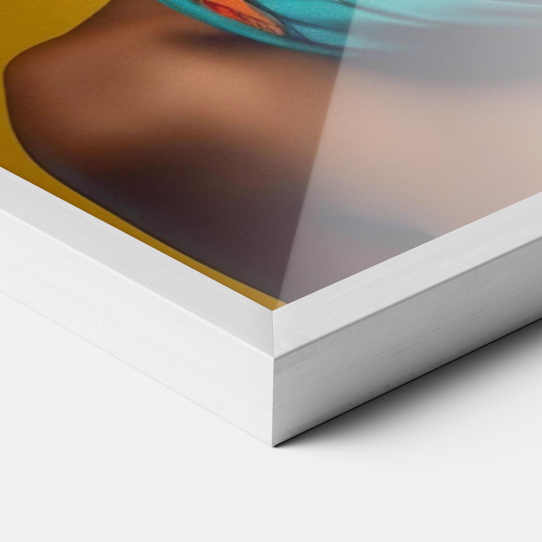 Poster Înrămat African Yellow Portrait mockup 3