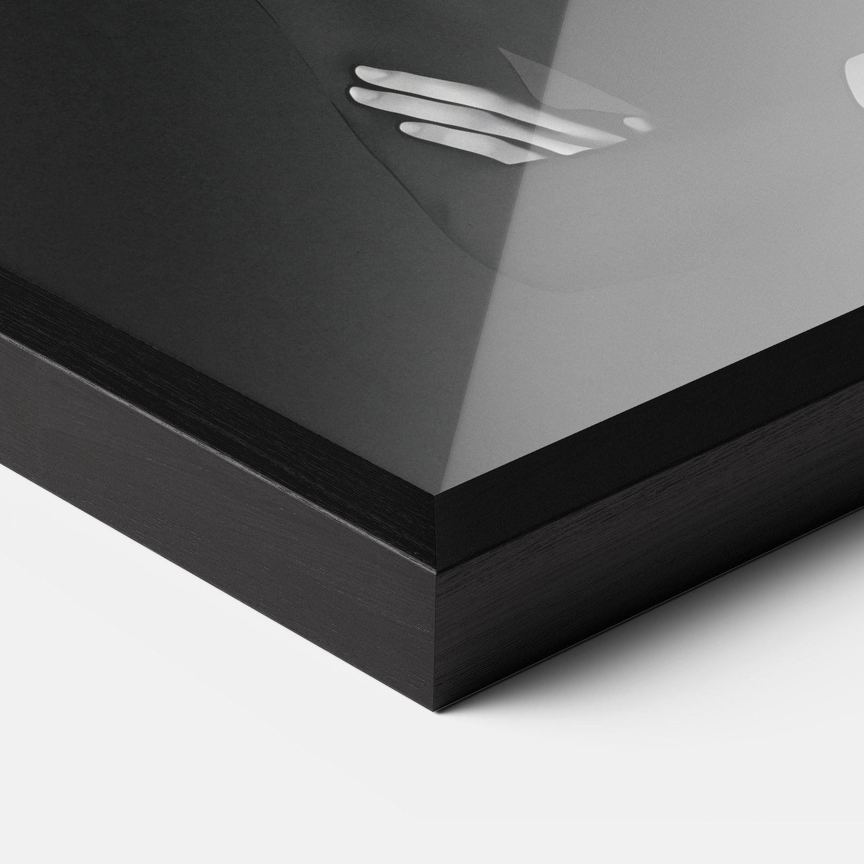 Poster Înrămat Black Fashion mockup 3