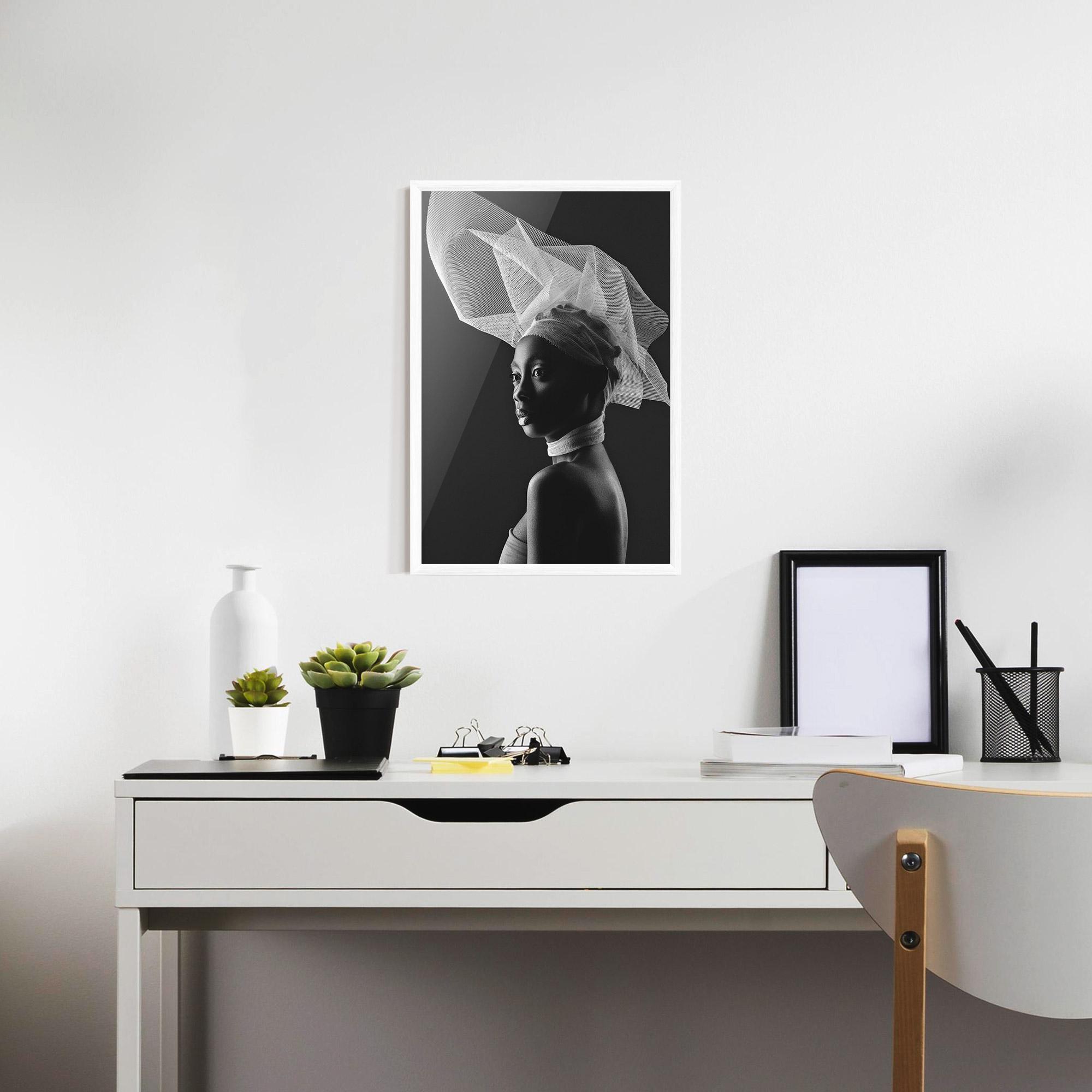 Poster Înrămat Veil Hat Woman mockup 7