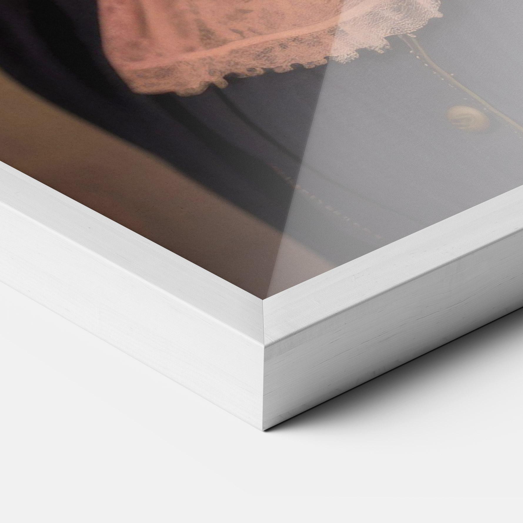 Poster Înrămat Dark Blue Dress mockup 3