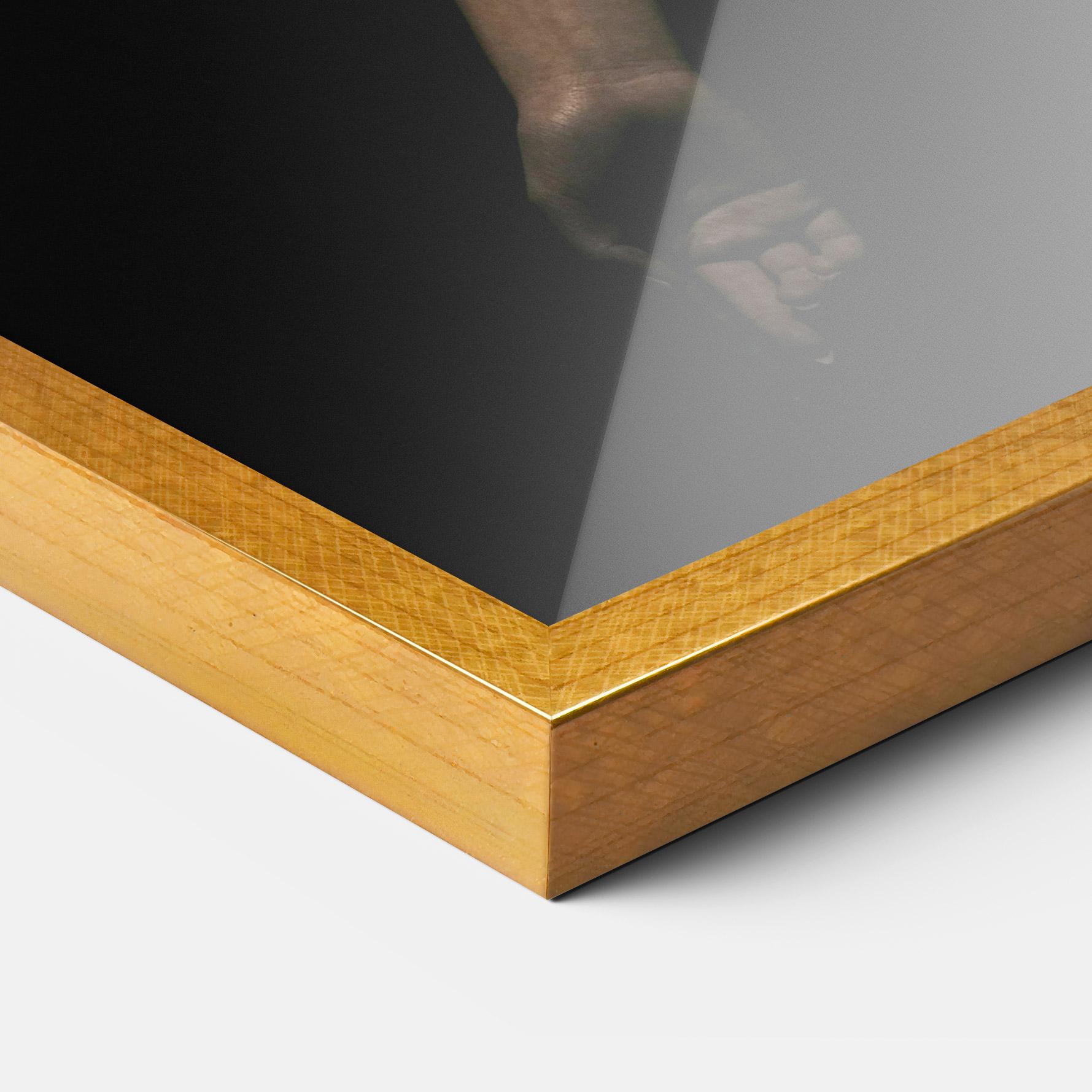 Poster Înrămat Dancing Vintage Clothes mockup 3