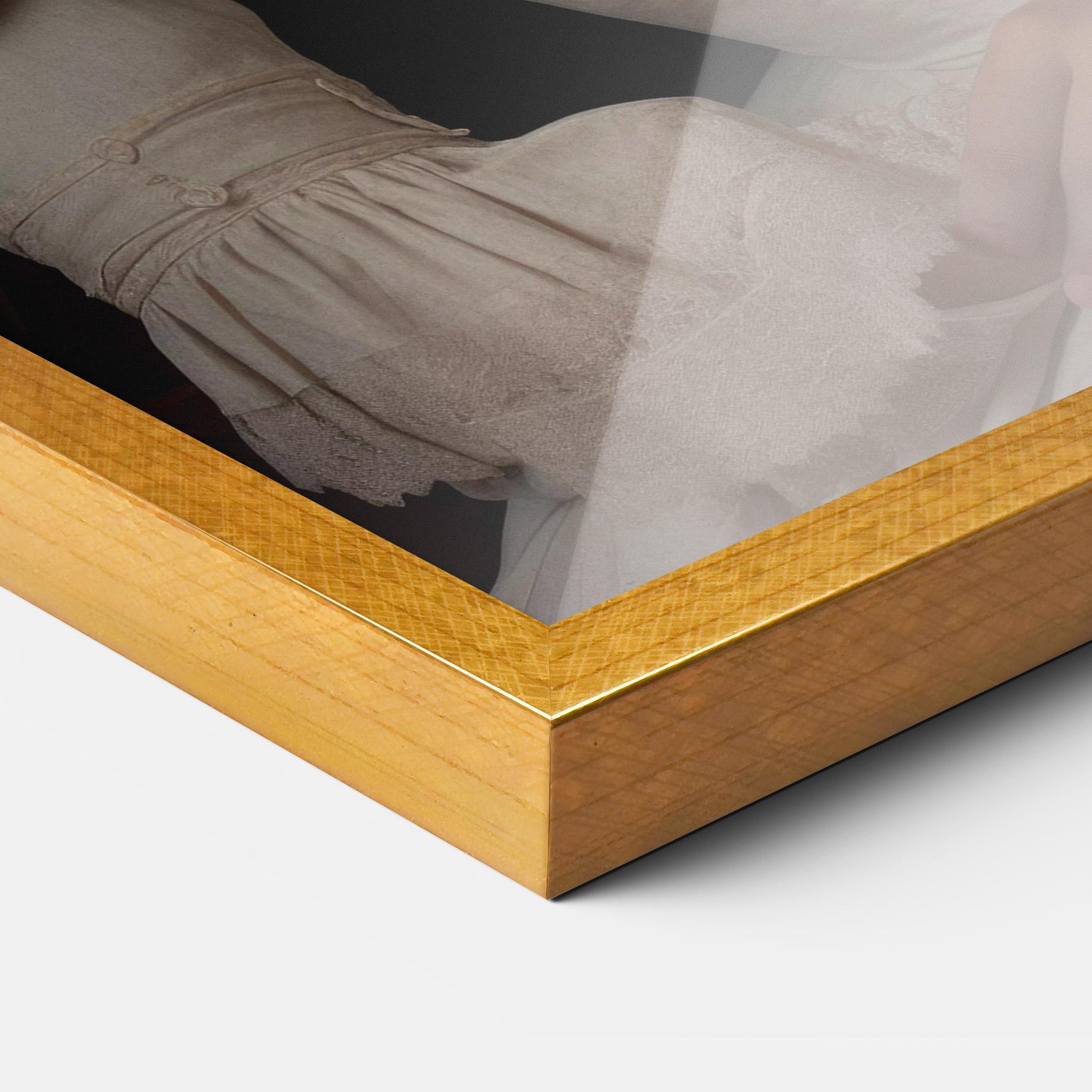 Poster Înrămat Pretty Vintage Dress mockup 3