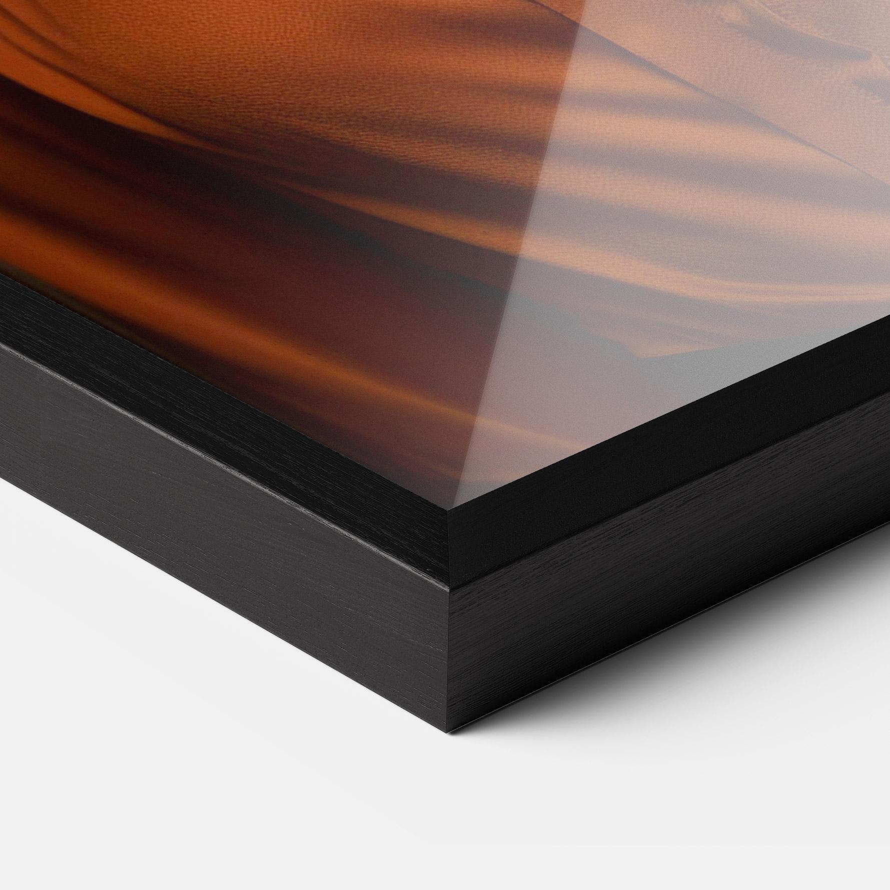 Poster Înrămat Strong Orange Blouse mockup 3