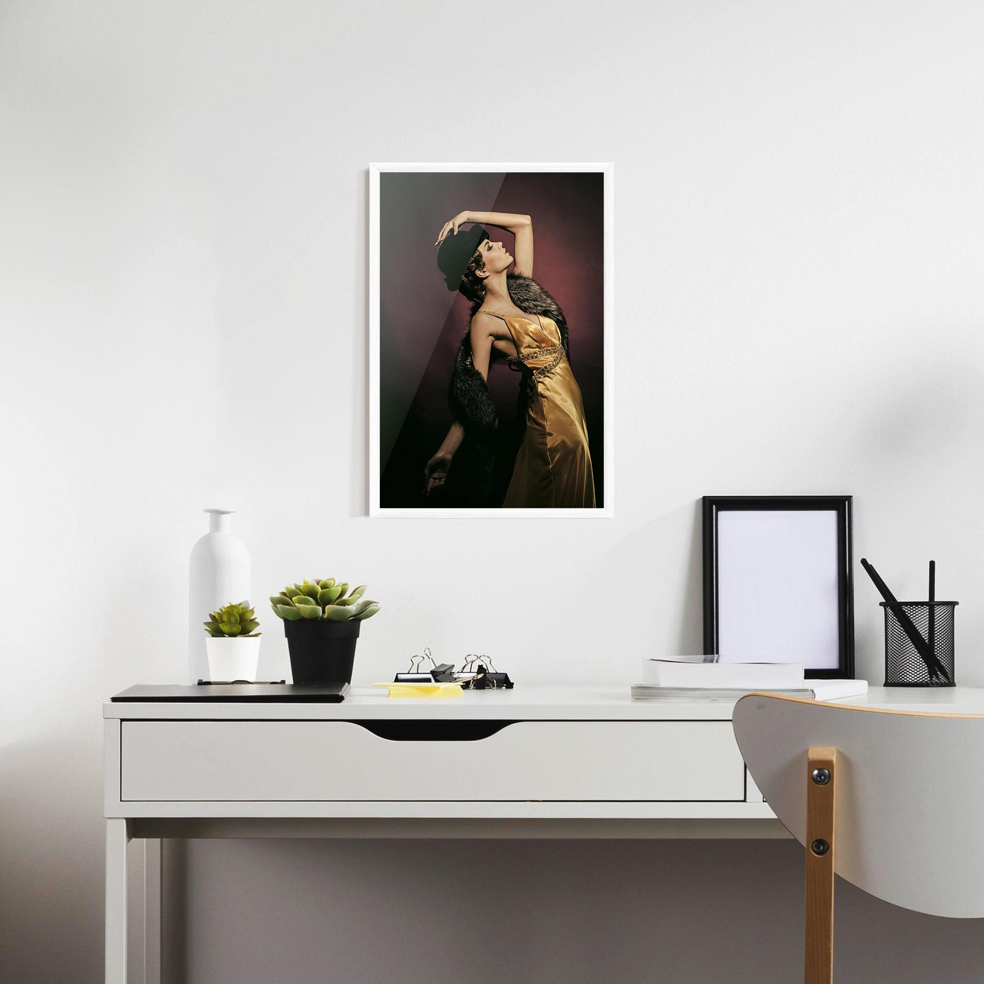 Poster Înrămat Dancing Vintage Clothes mockup 7