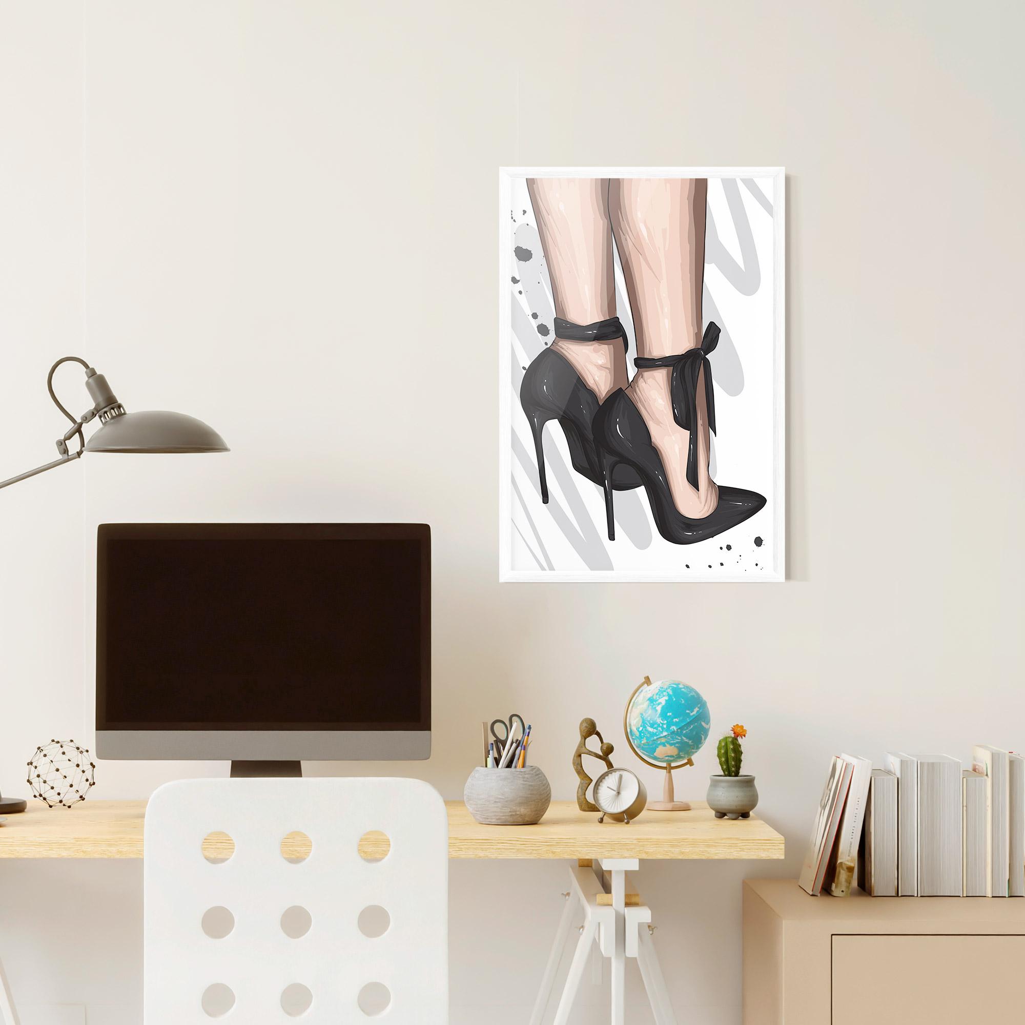 Poster Înrămat Black Woman Shoes mockup 6