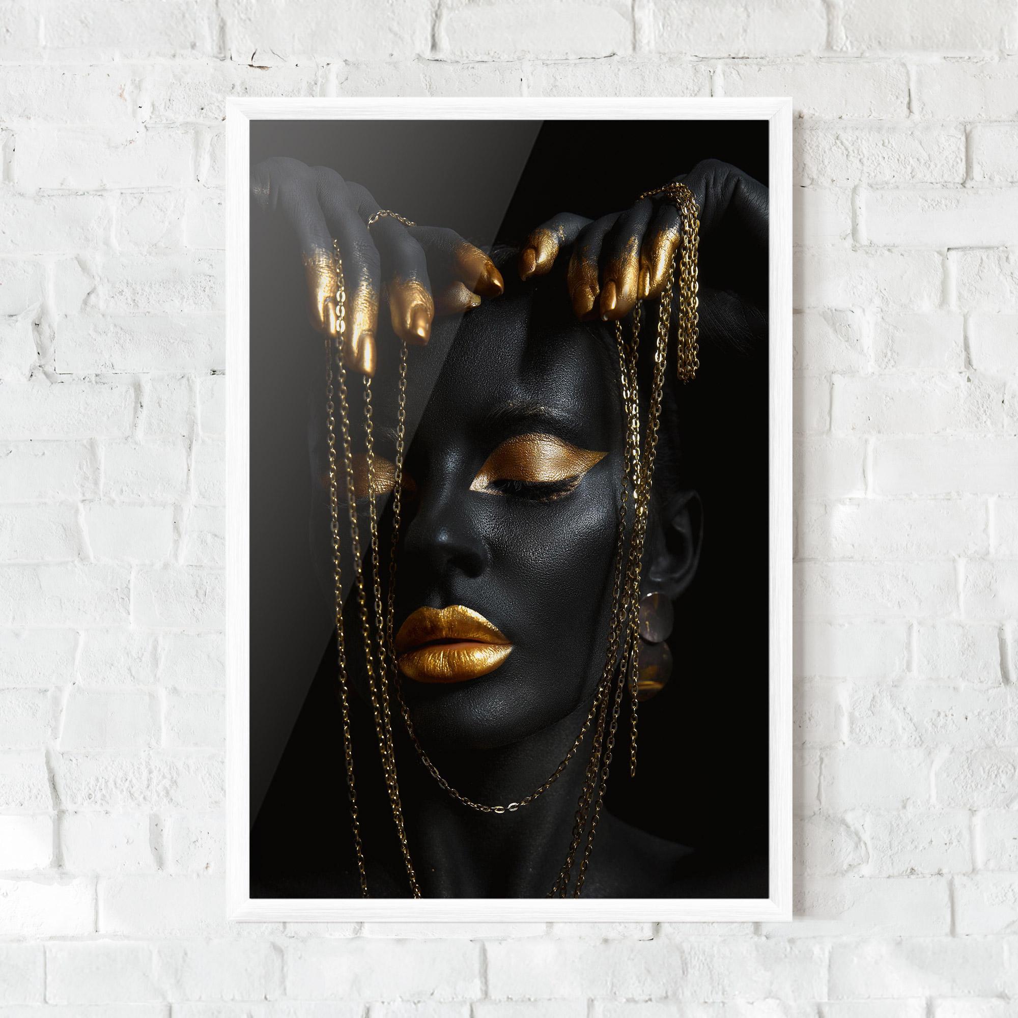 Poster Înrămat Chain Gold Eyelids mockup 0
