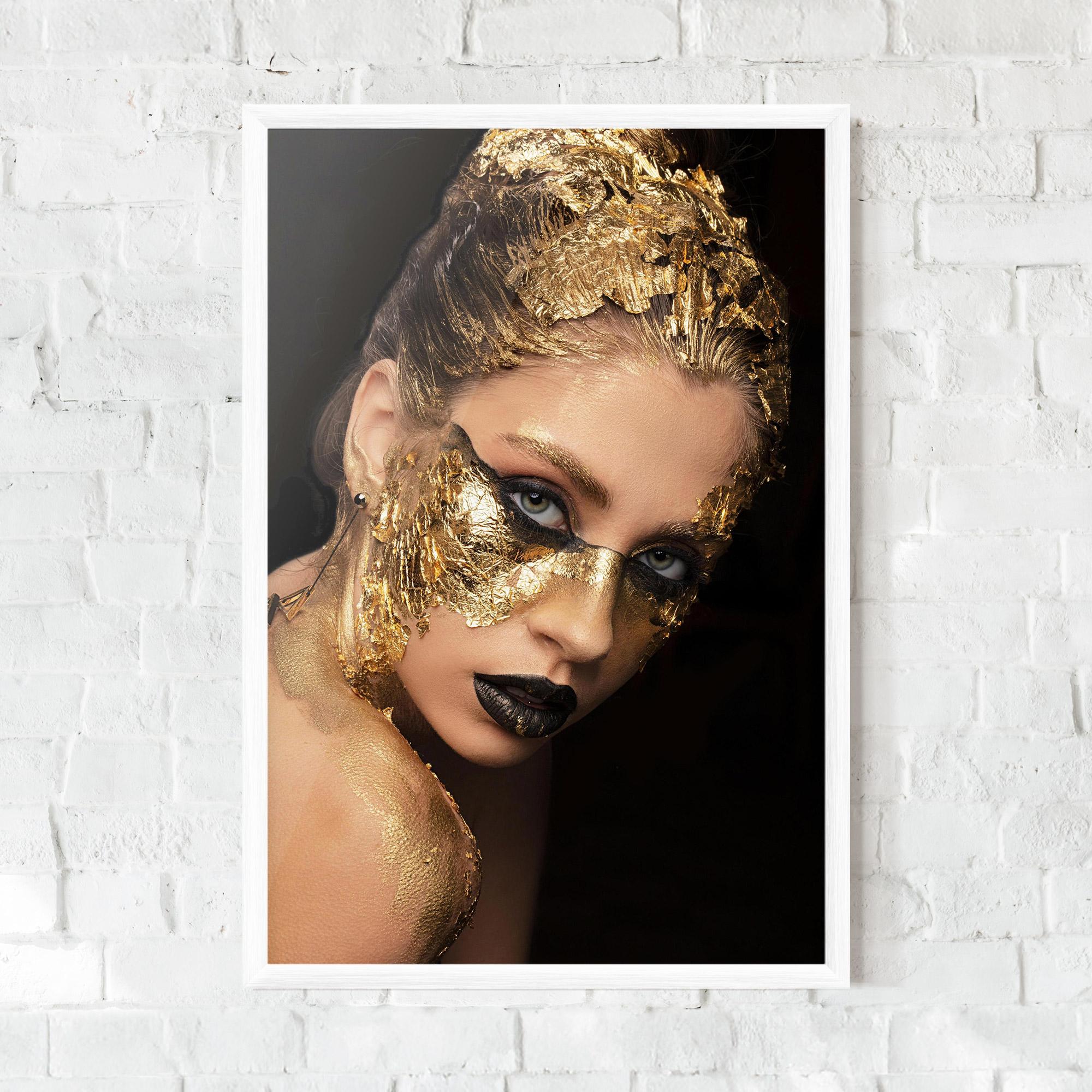 Poster Înrămat Golden Foil Face mockup 0