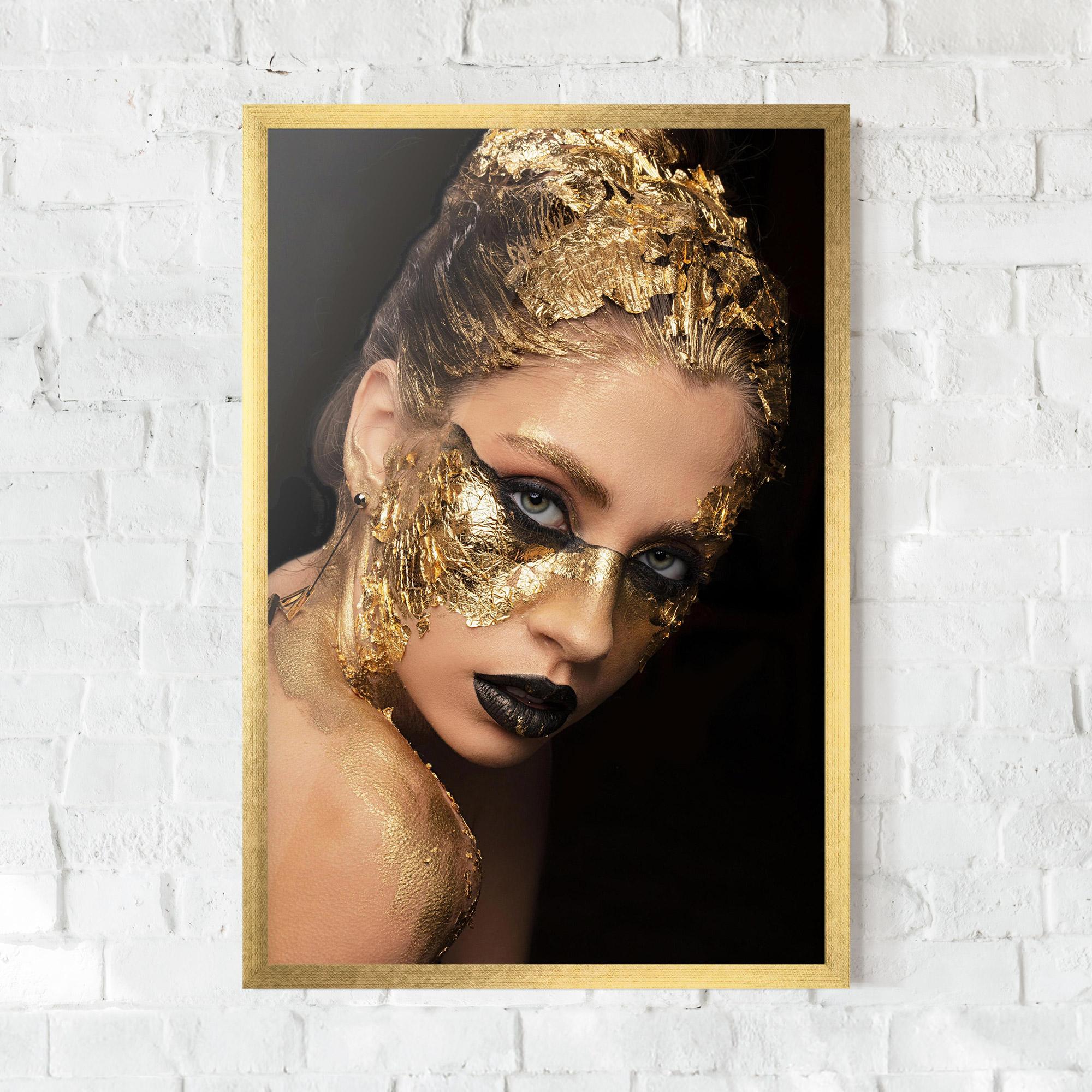 Poster Înrămat Golden Foil Face mockup 0