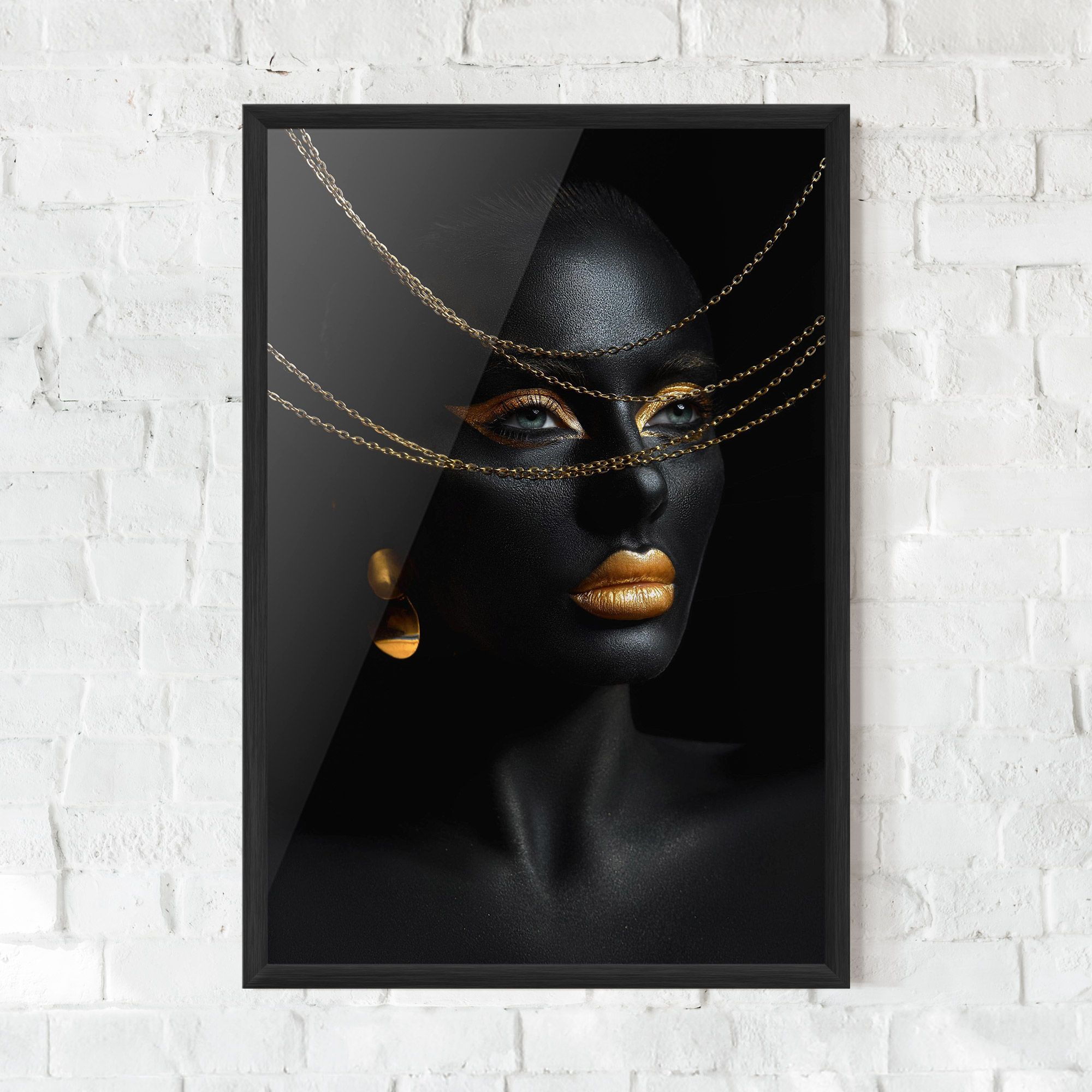 Gold Chain Woman mockup 0