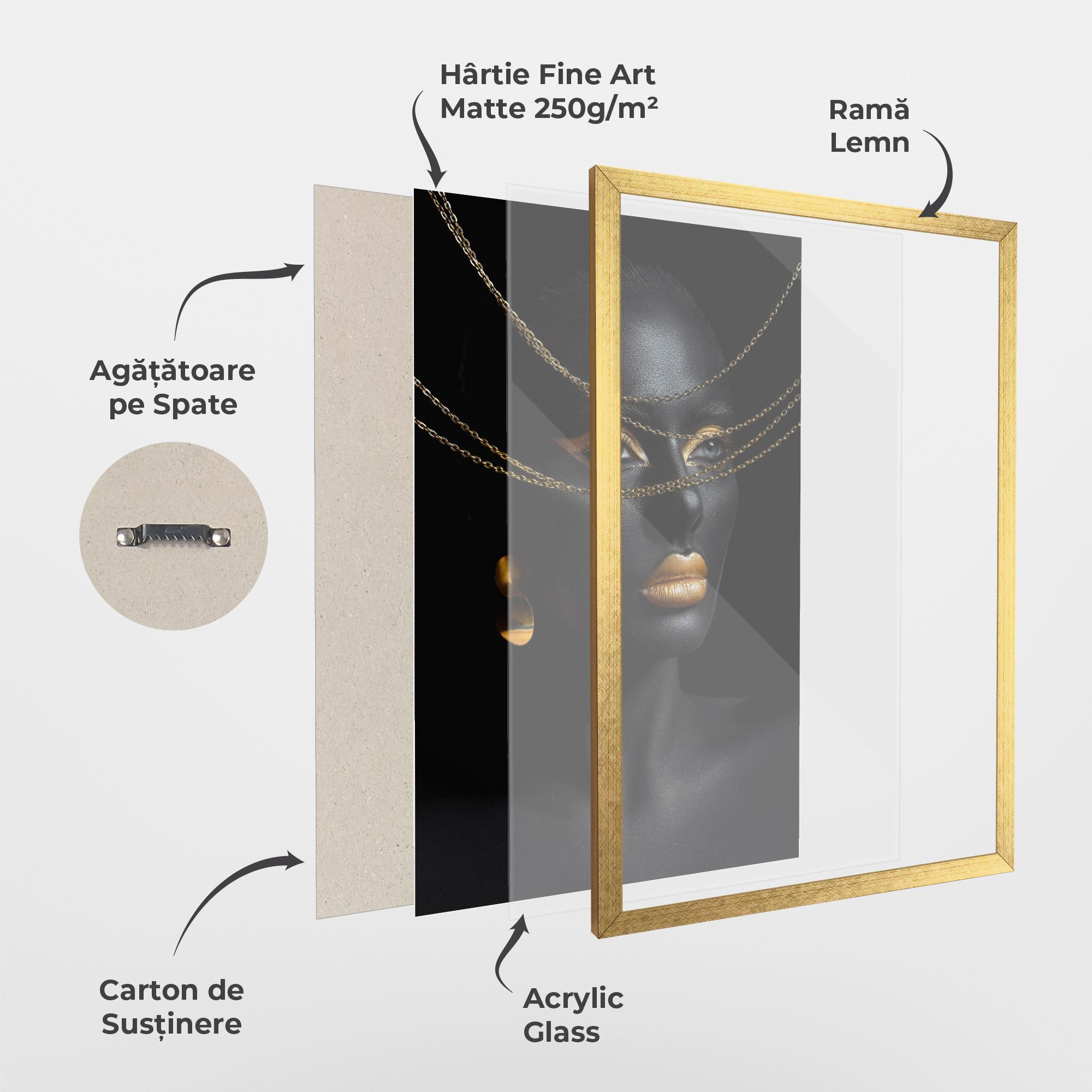 Poster Înrămat Gold Chain Woman mockup 1