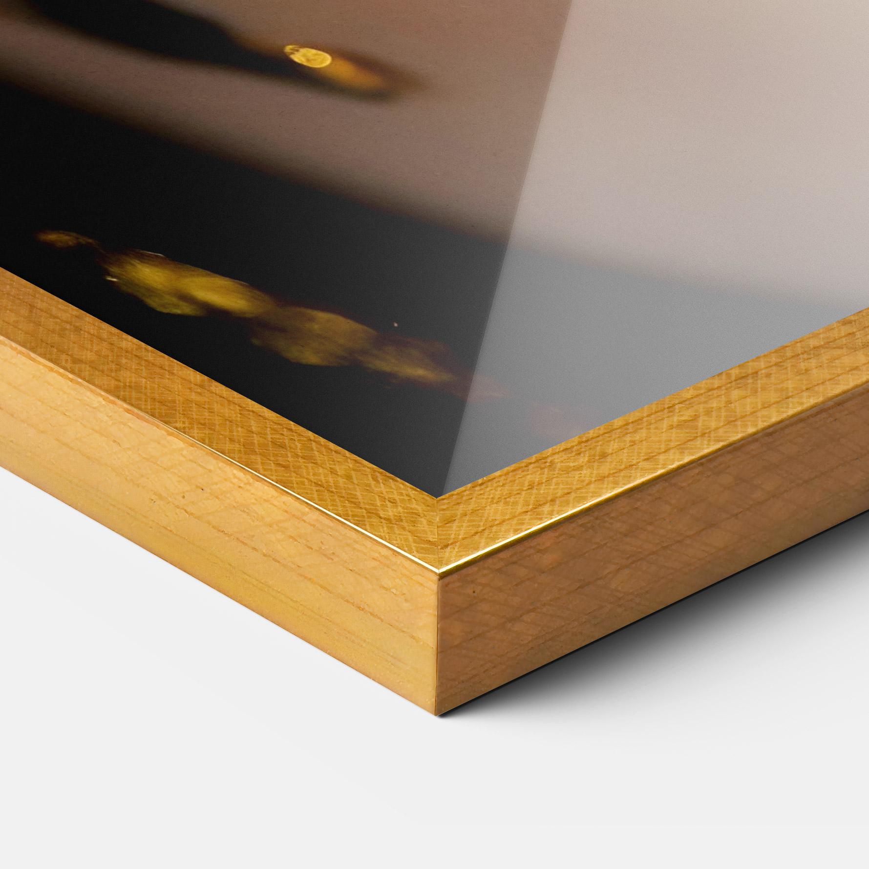 Poster Înrămat Black Gold Eyeliner mockup 3