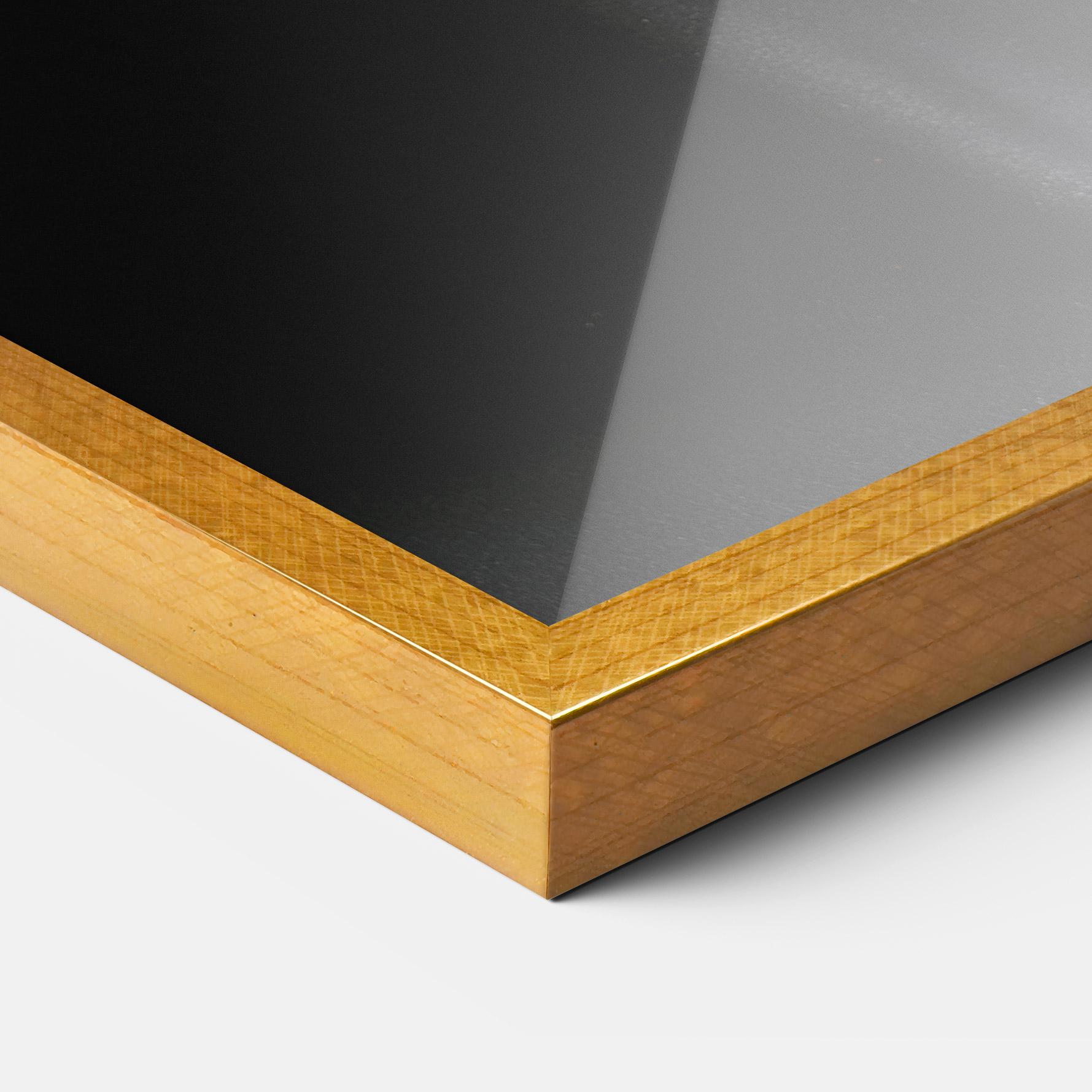 Poster Înrămat Chain Gold Lips mockup 3