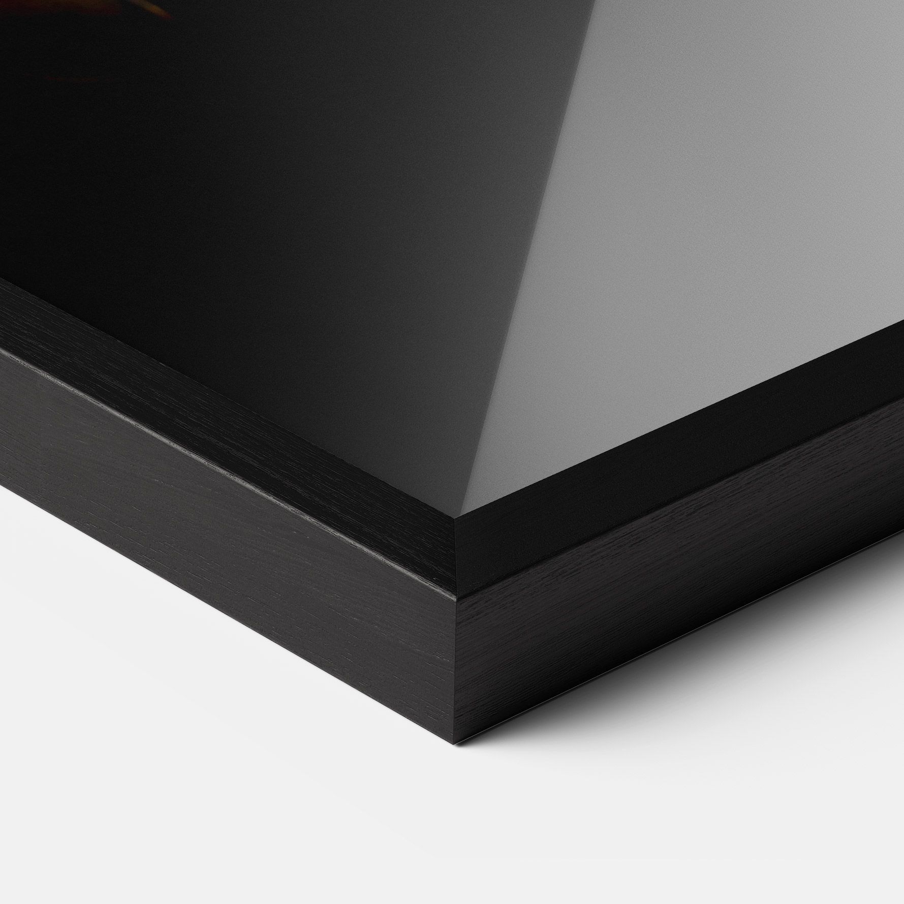 Chain Grey Eyes mockup 3