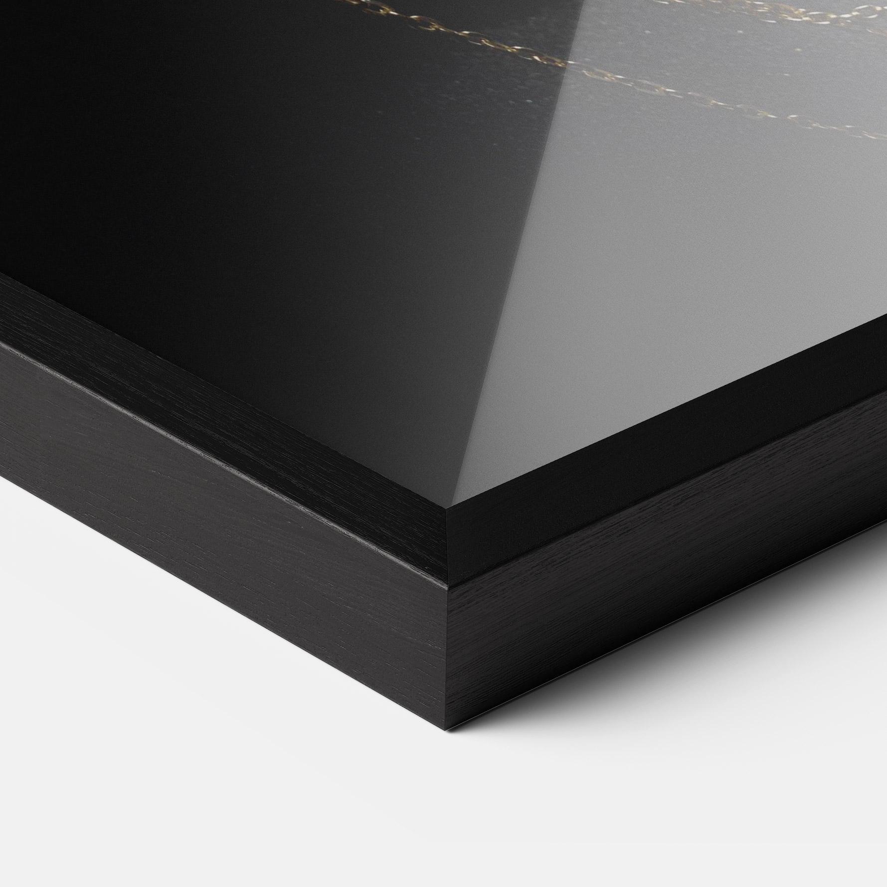 Poster Înrămat Grey Chain Eyes mockup 3