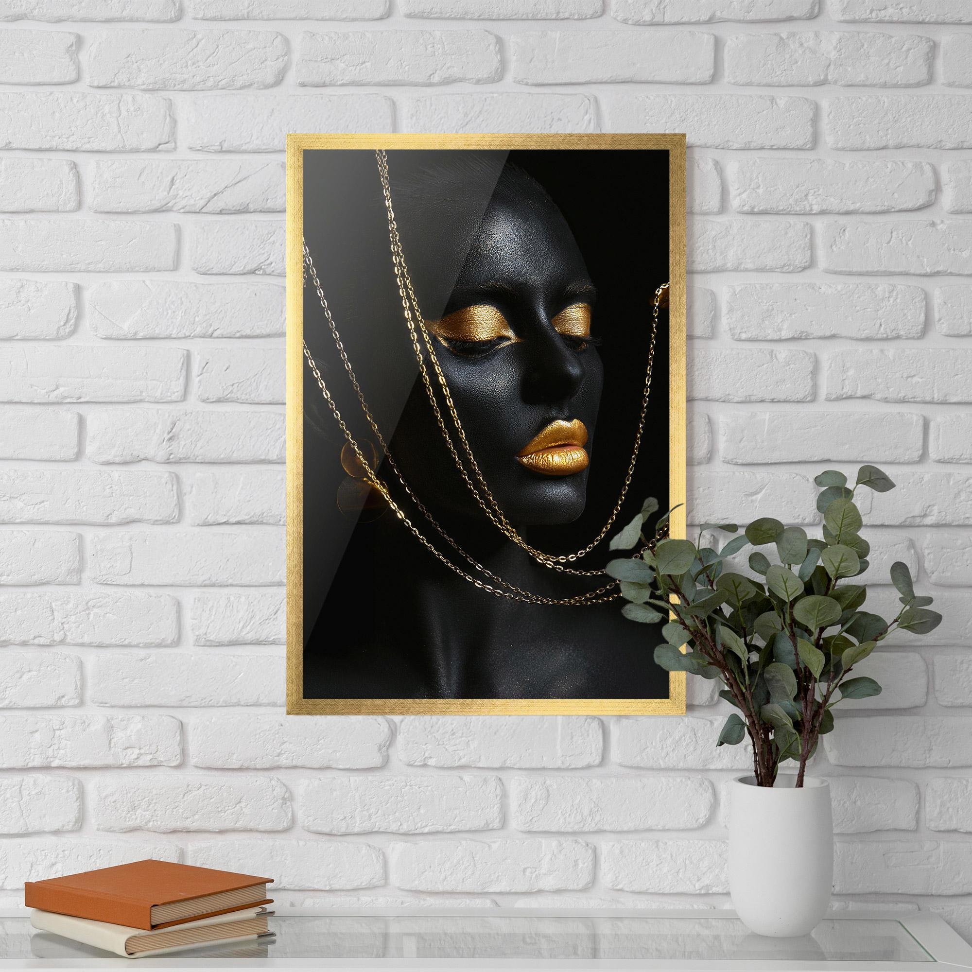 Poster Înrămat Chain Gold Lips mockup 5