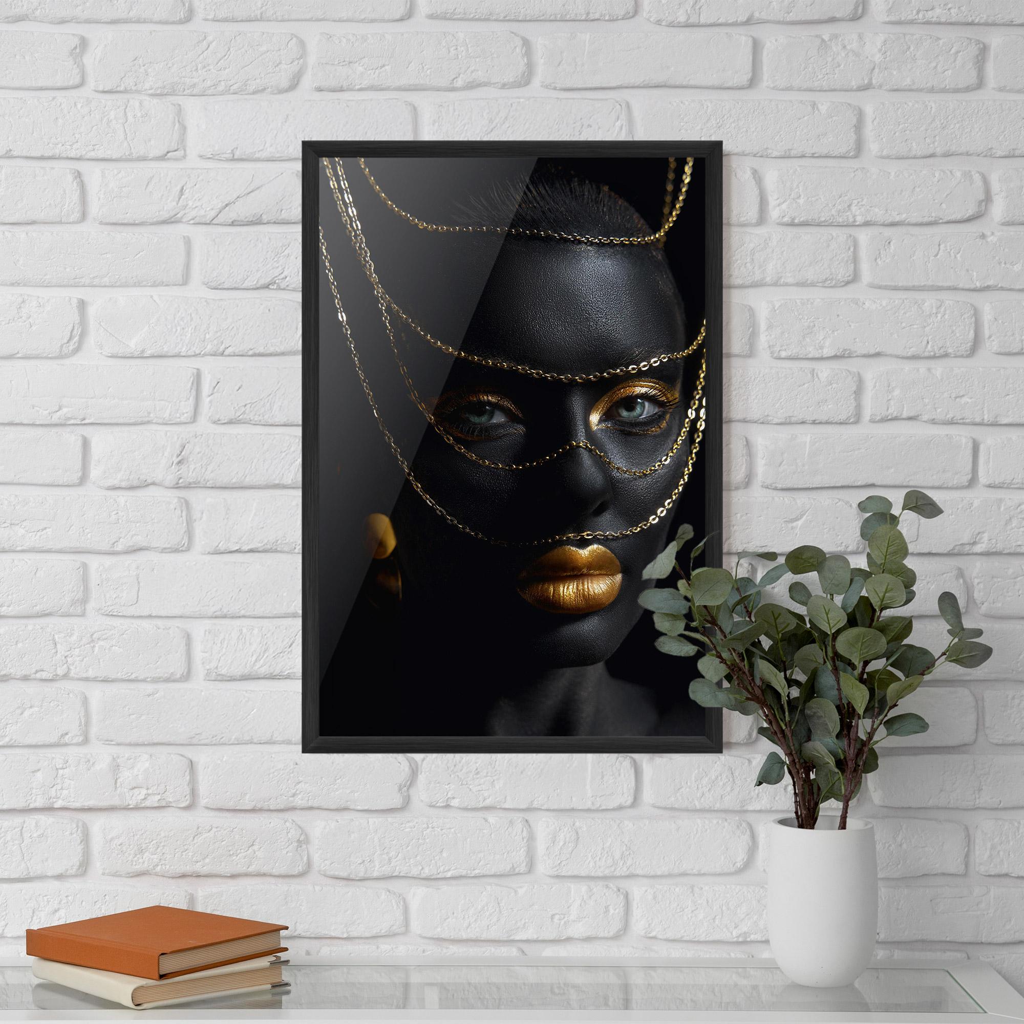 Poster Înrămat Chain Grey Eyes mockup 5