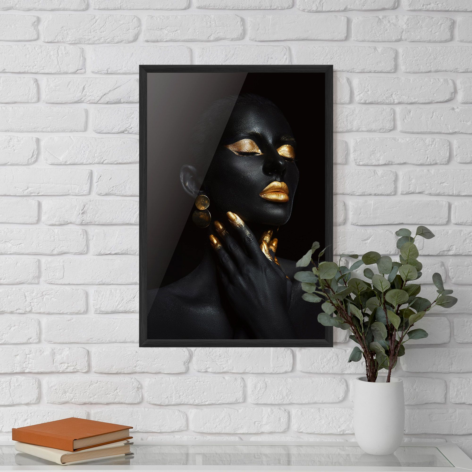 Eyelids Gold Makeup mockup 5