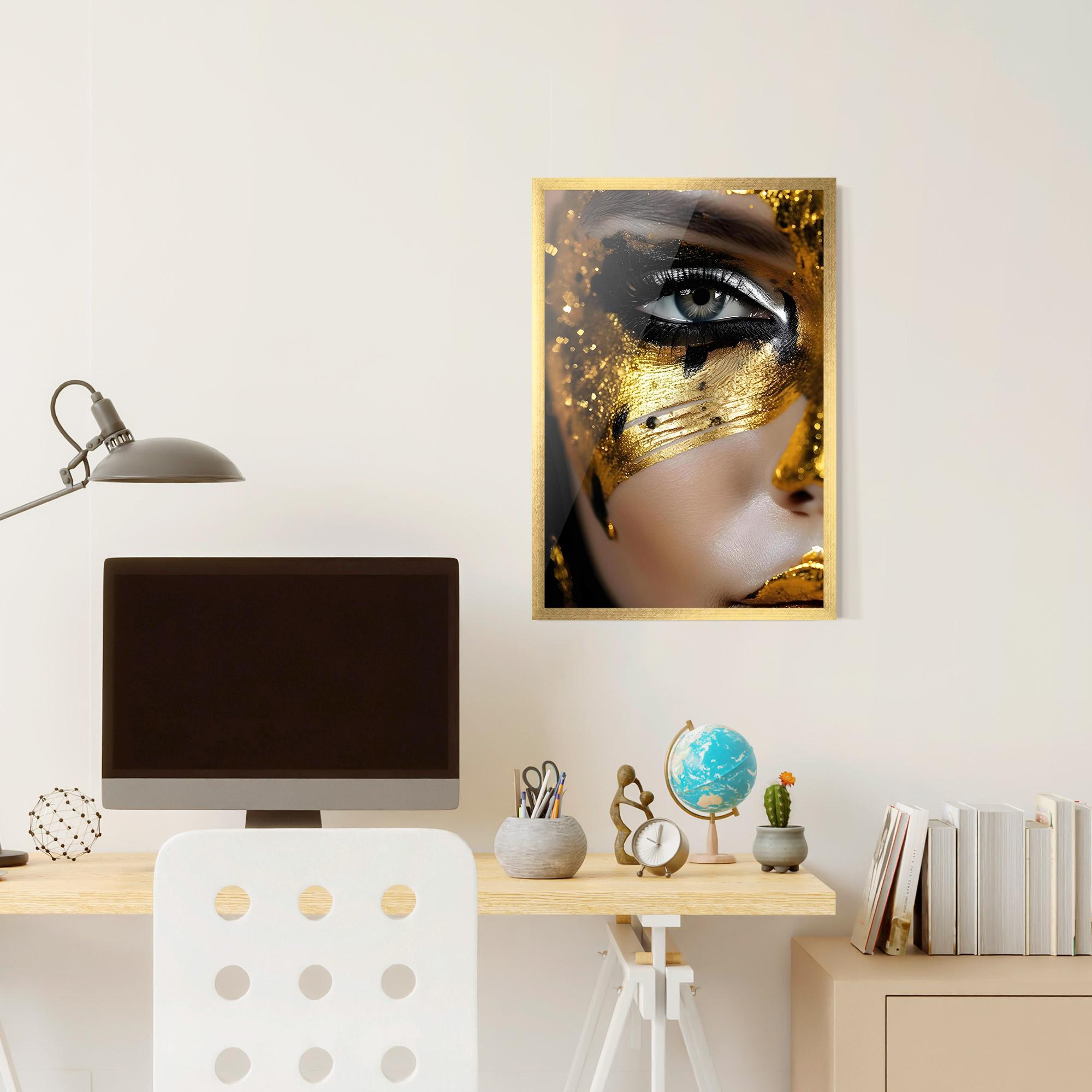 Poster Înrămat Black Gold Eyeliner mockup 6