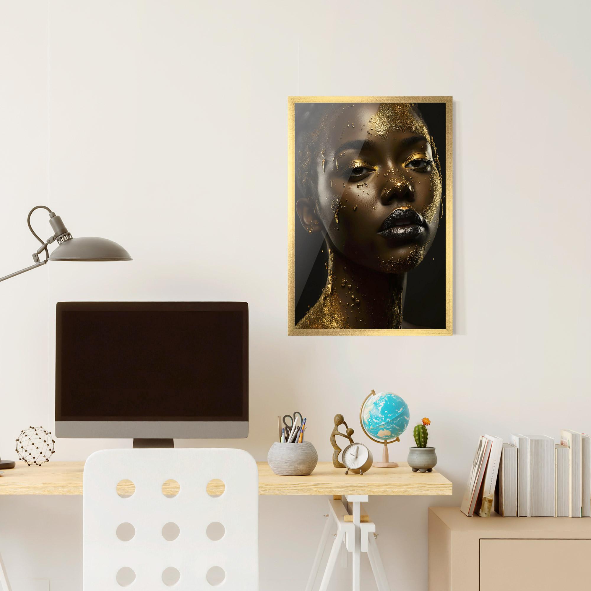Poster Înrămat Gold Sparkling Woman mockup 6