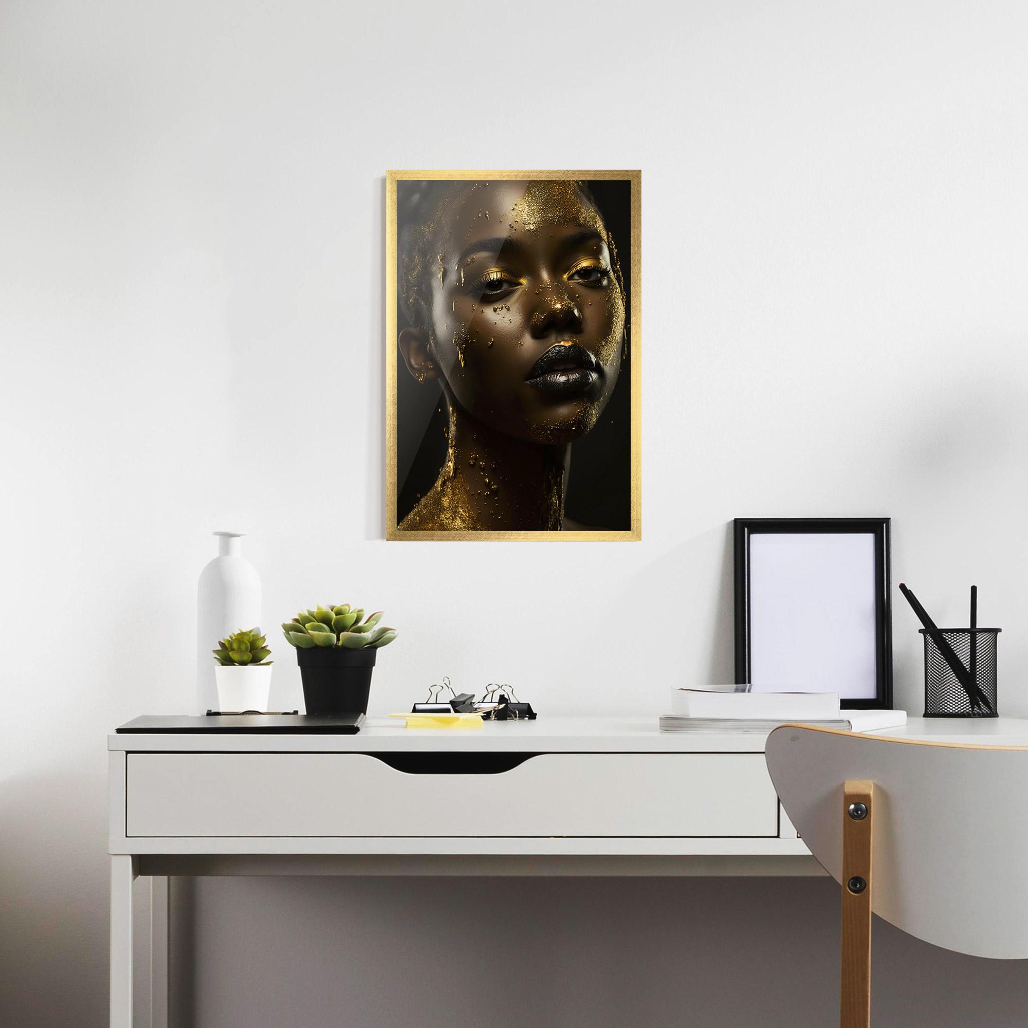 Poster Înrămat Gold Sparkling Woman mockup 7