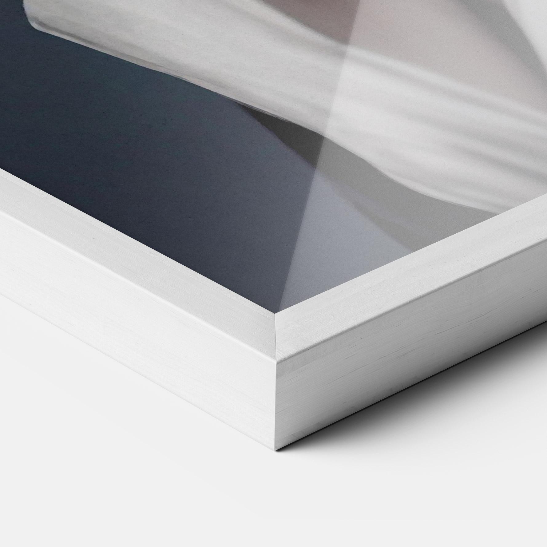 Poster Înrămat Red Flower Woman mockup 3