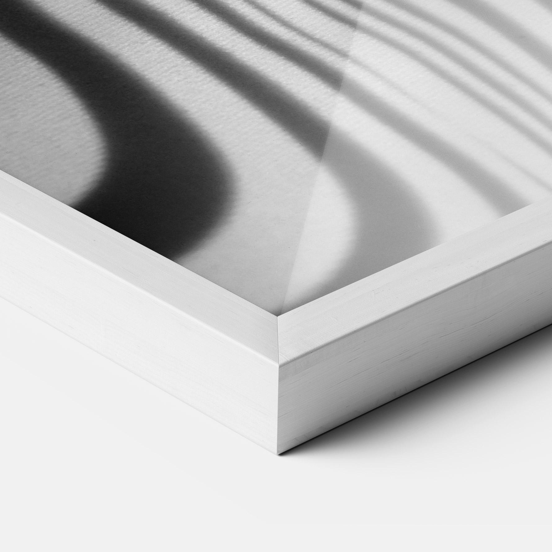 Poster Înrămat Zebra Stripes Woman mockup 3