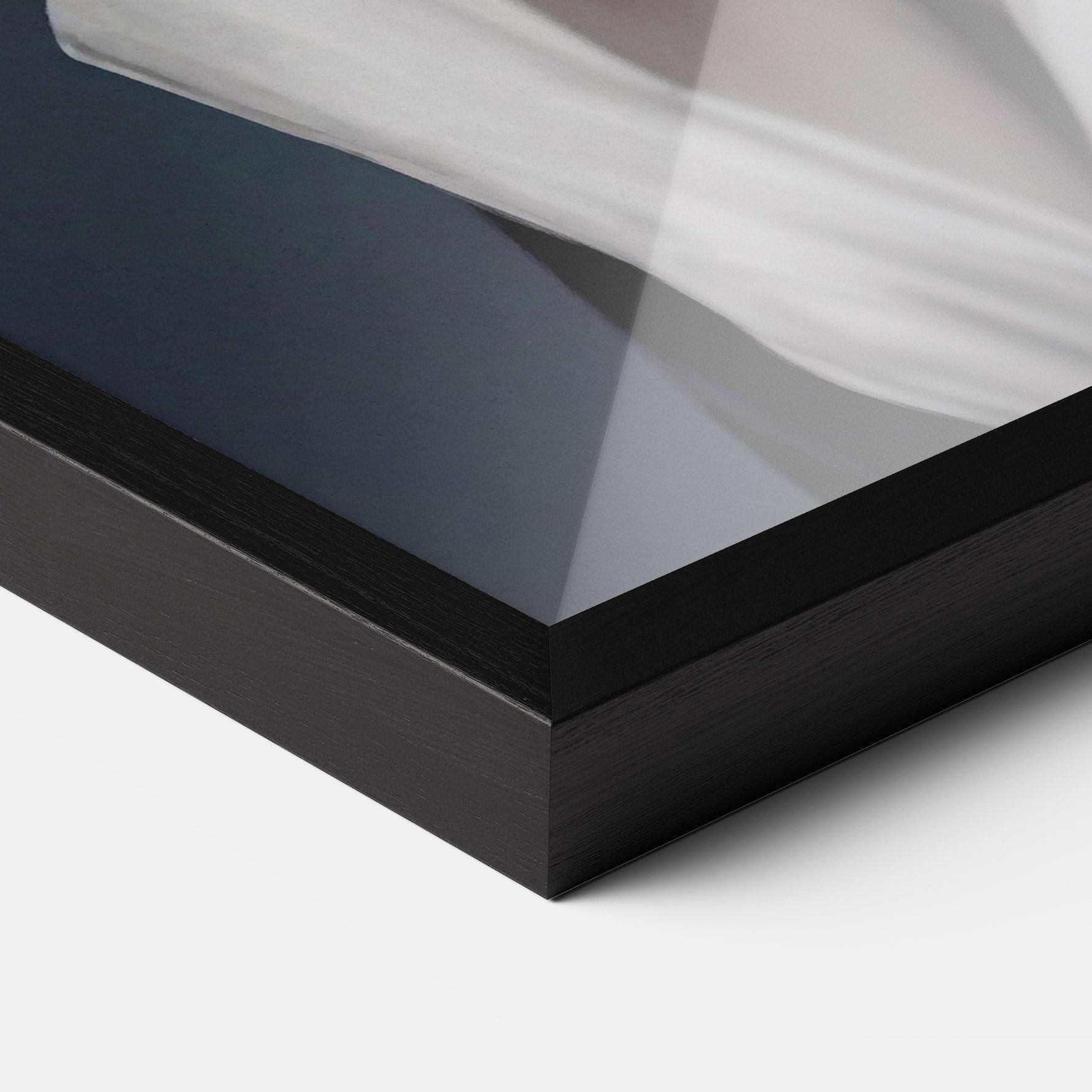 Poster Înrămat Red Flower Woman mockup 3