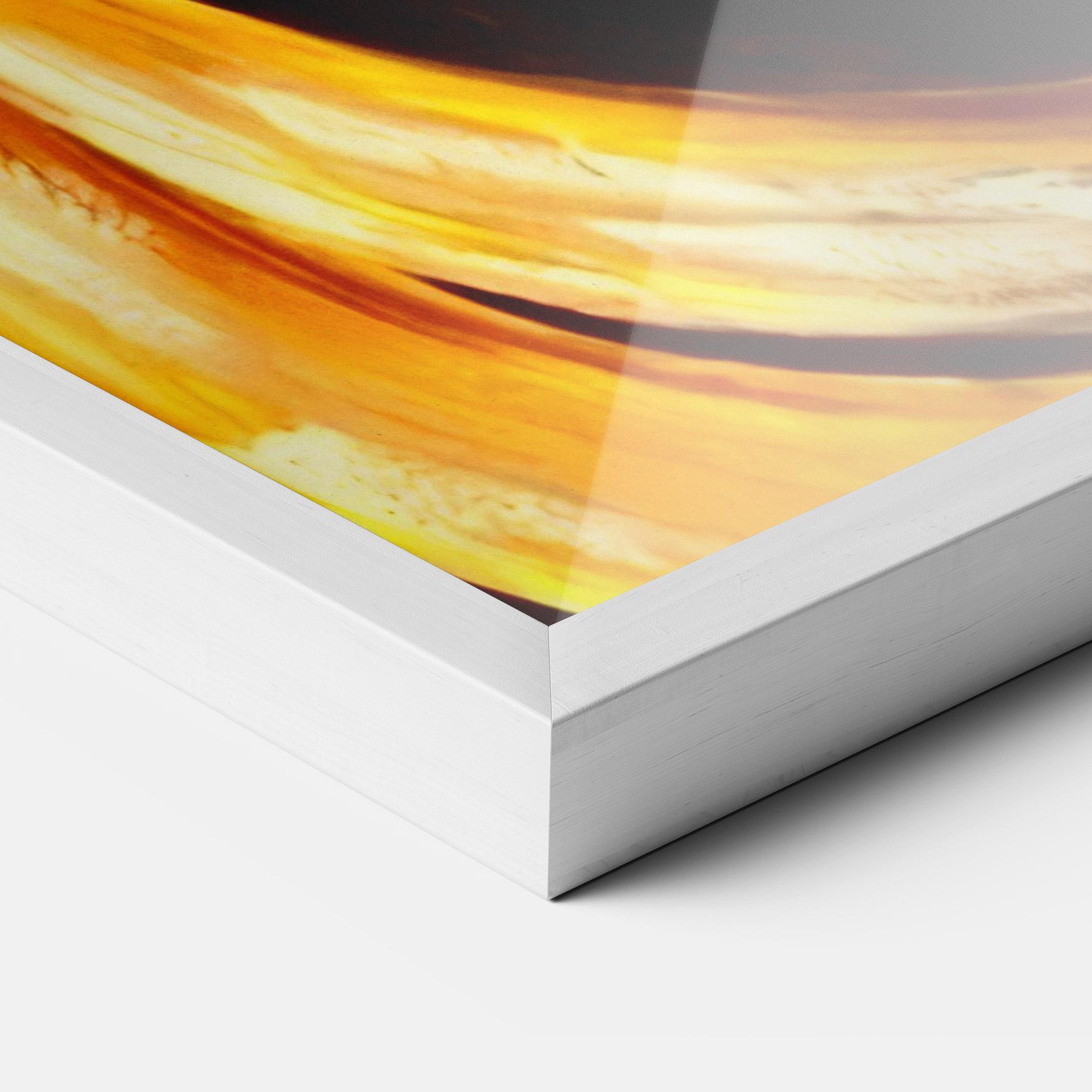 Poster Înrămat Golden African Women mockup 3