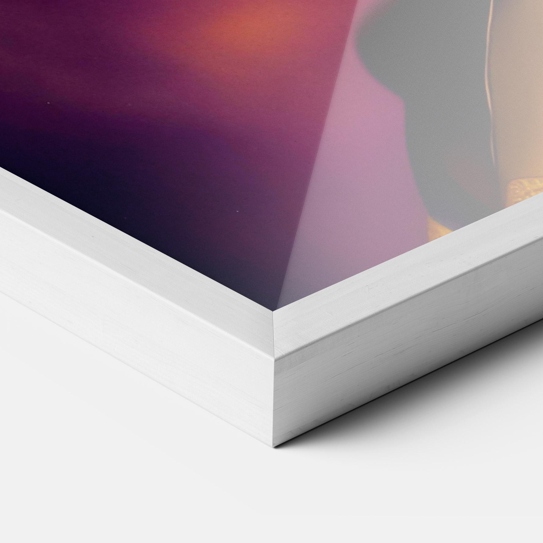 Poster Înrămat Golden Crown Woman mockup 3