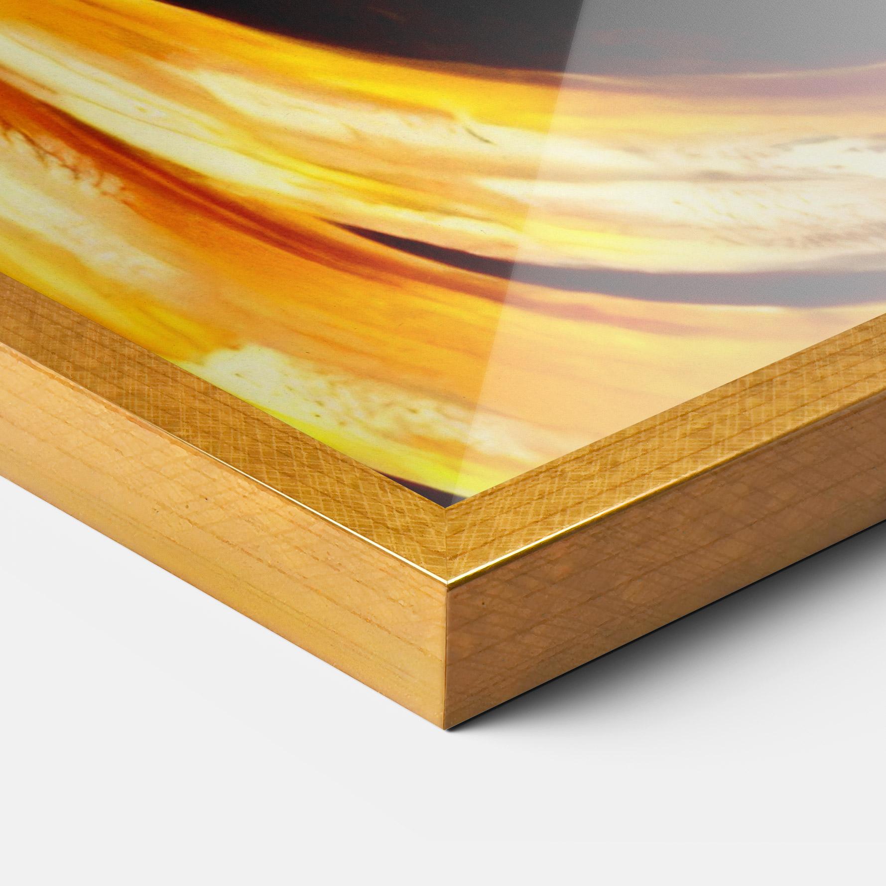 Poster Înrămat Golden African Women mockup 3