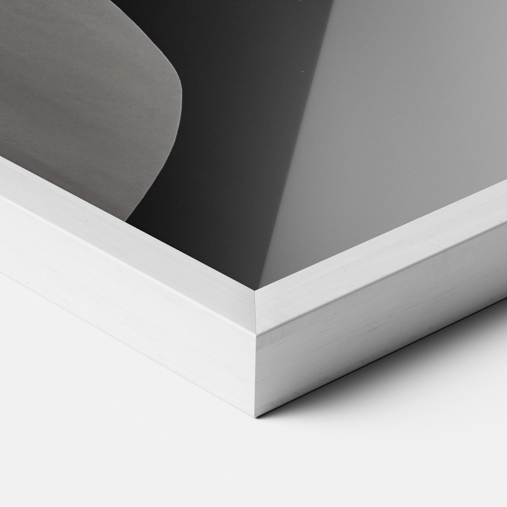 Poster Înrămat Grey Gold Lips mockup 3