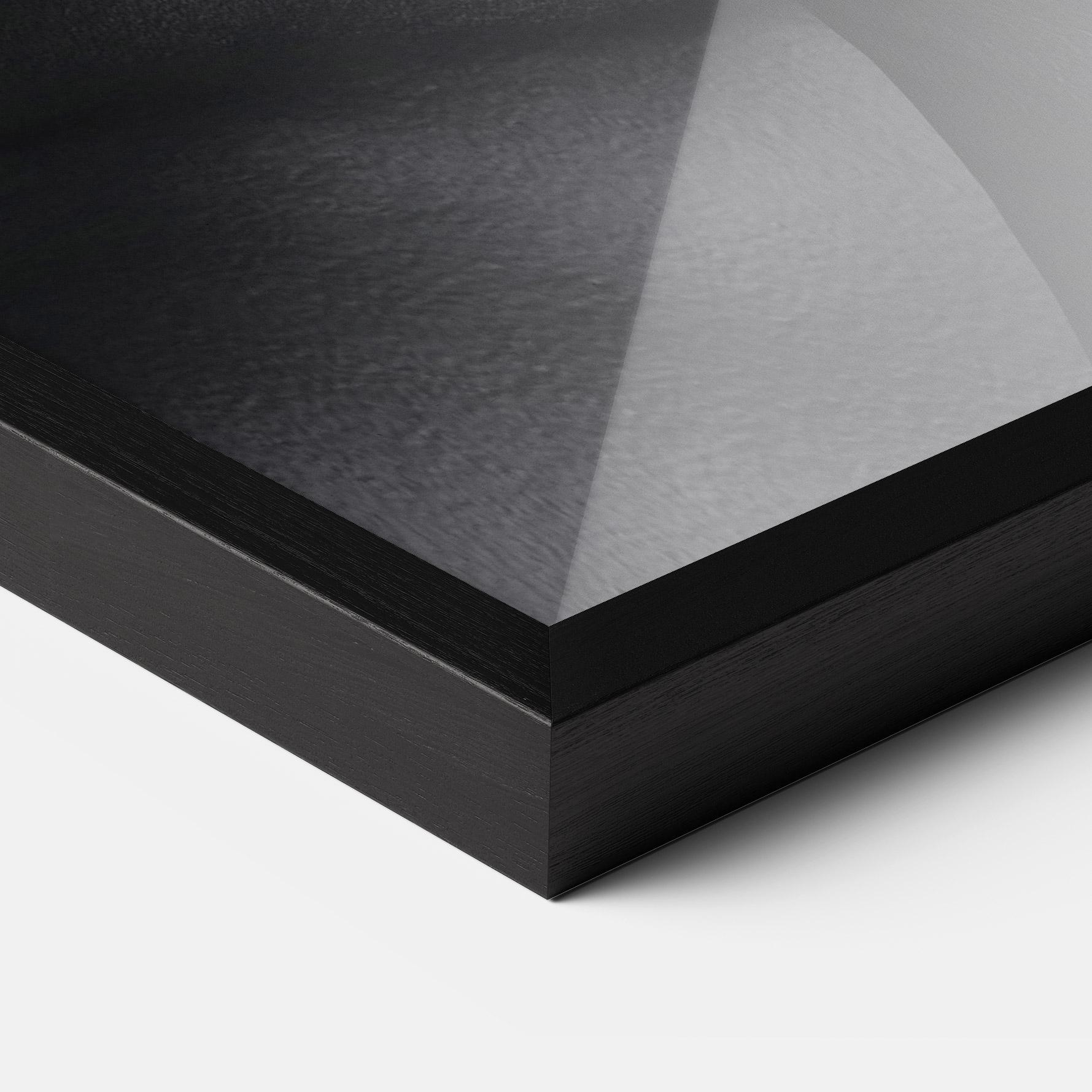 Poster Înrămat Silence Lips Portrait mockup 3