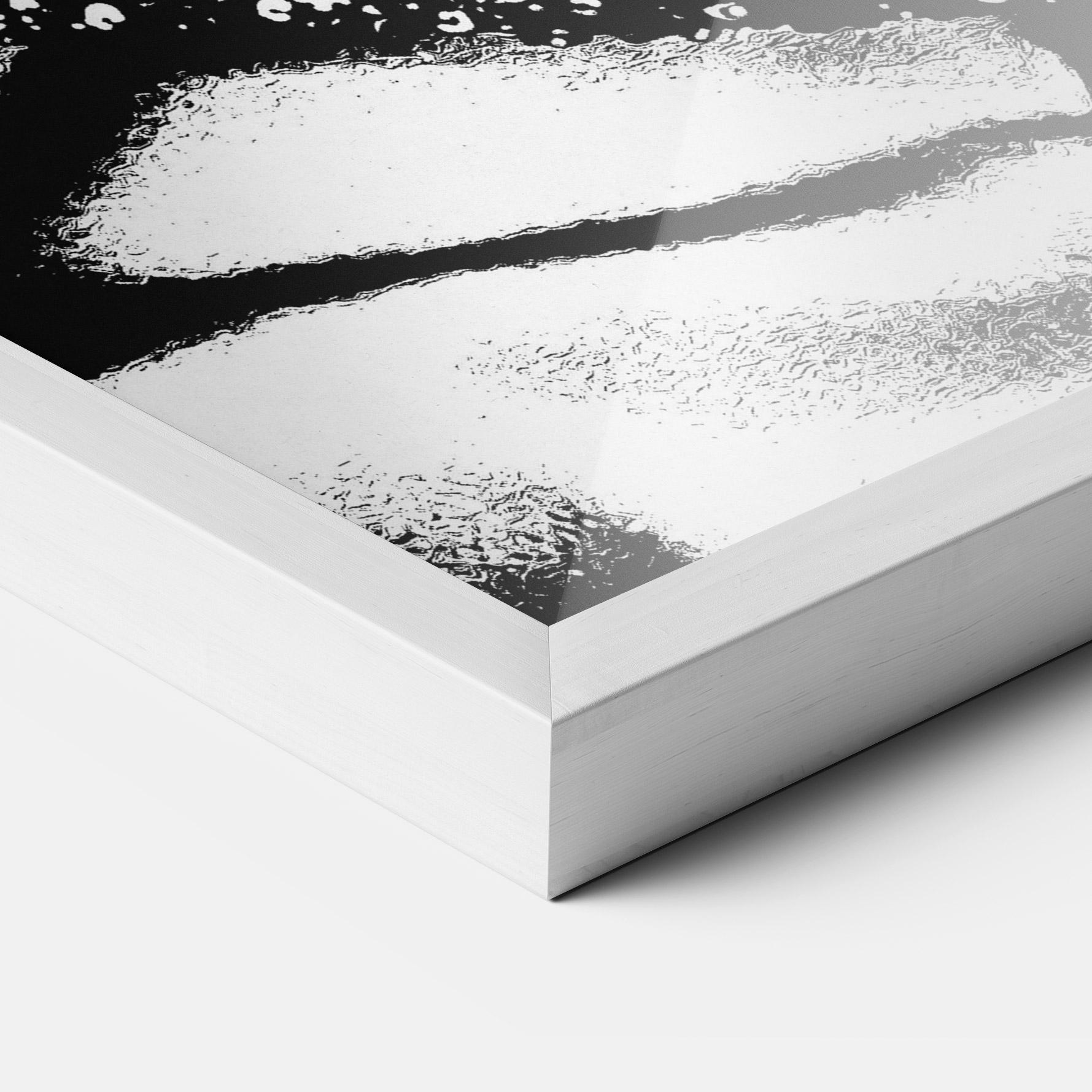 Poster Înrămat White Black Portrait mockup 3