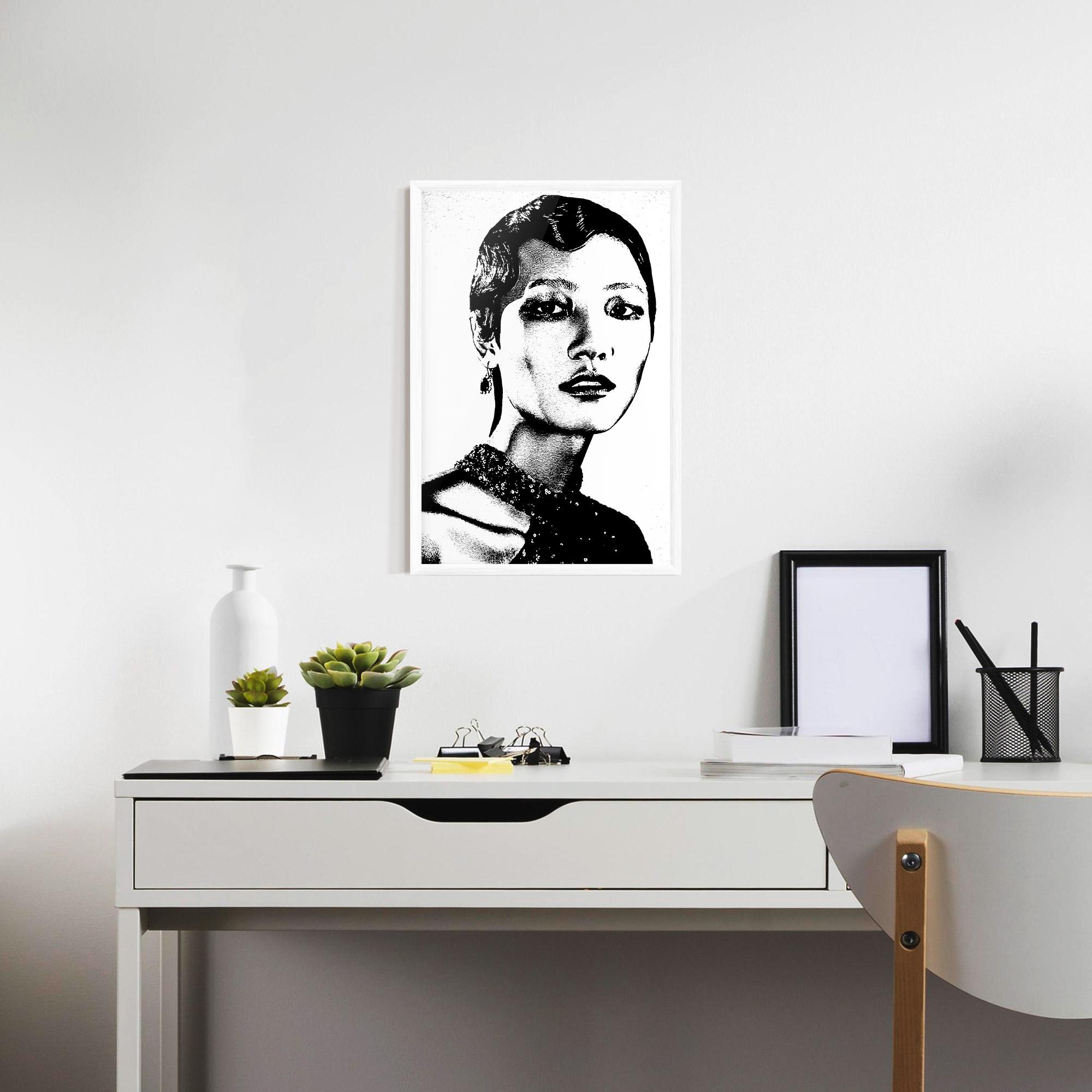 Poster Înrămat White Black Portrait mockup 7