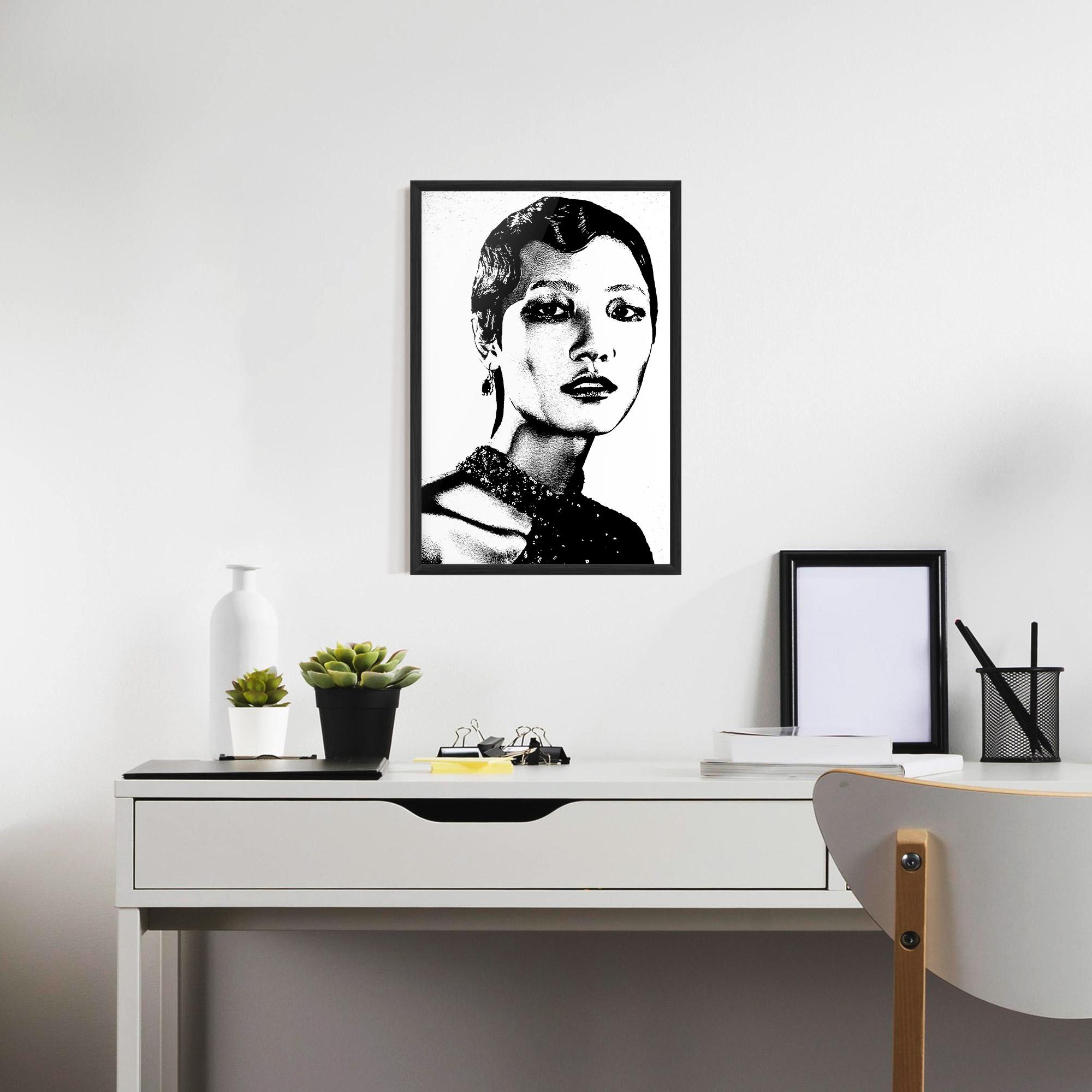 Poster Înrămat White Black Portrait mockup 7