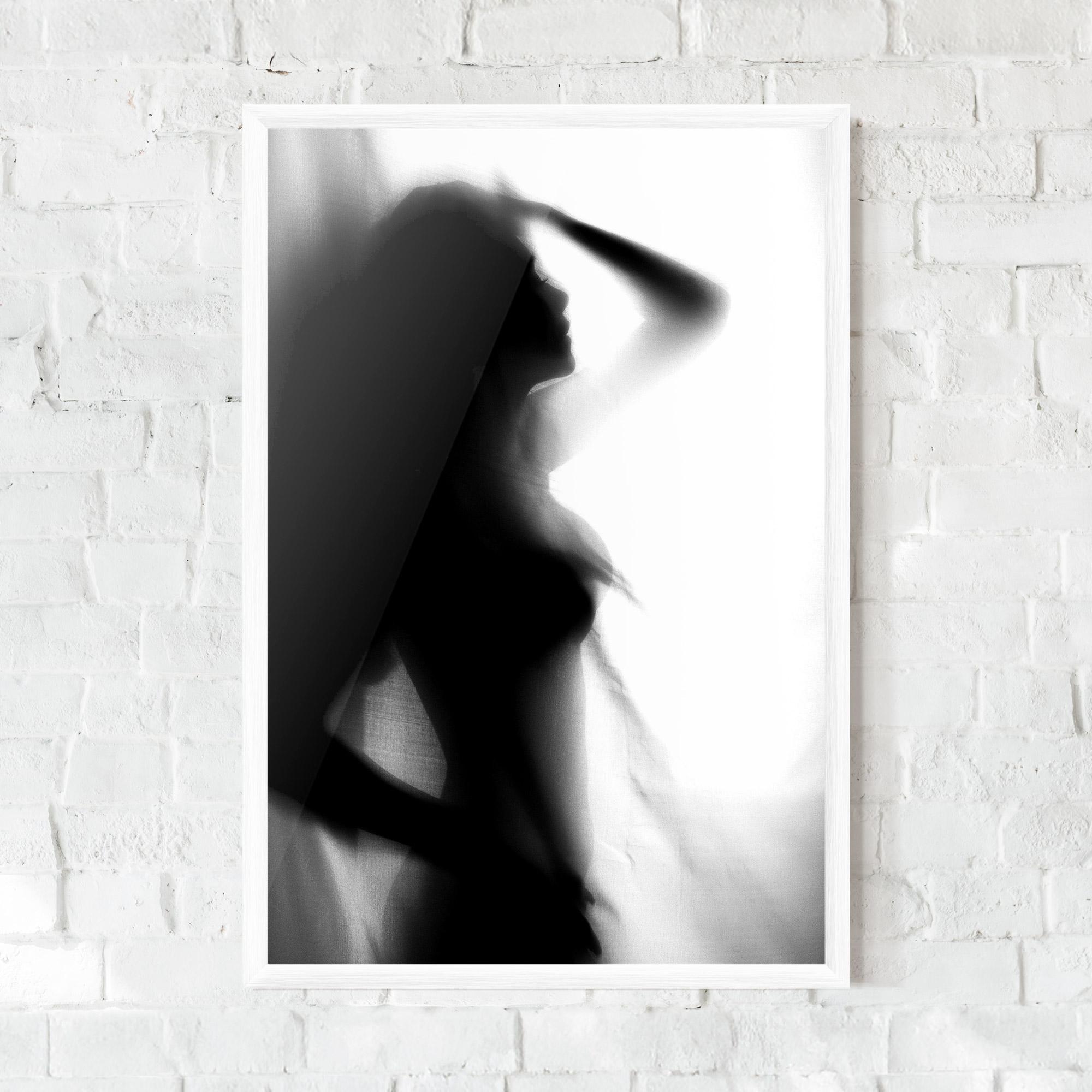 Poster Înrămat Blurred Girl mockup 0