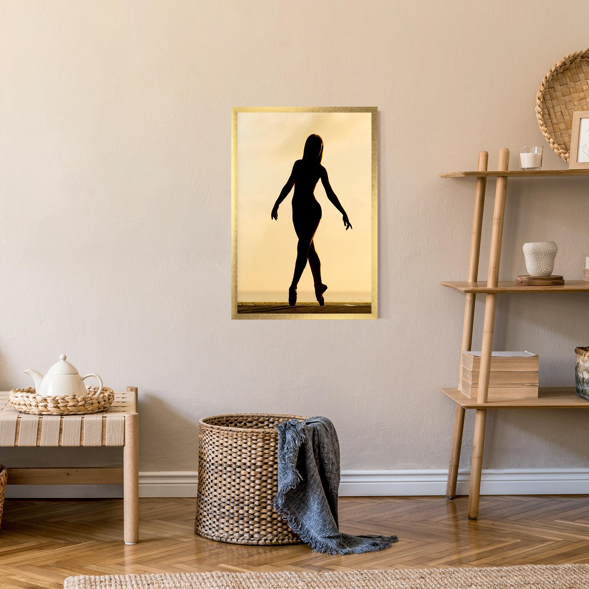 Poster Înrămat Ballet On Cream mockup 9