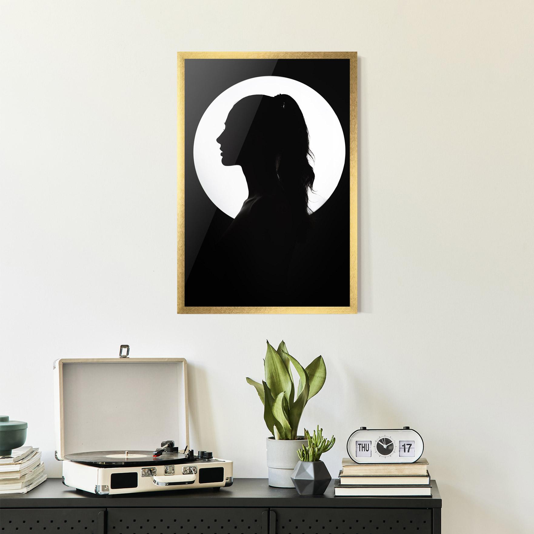 Poster Înrămat Full Moon Girl mockup 2