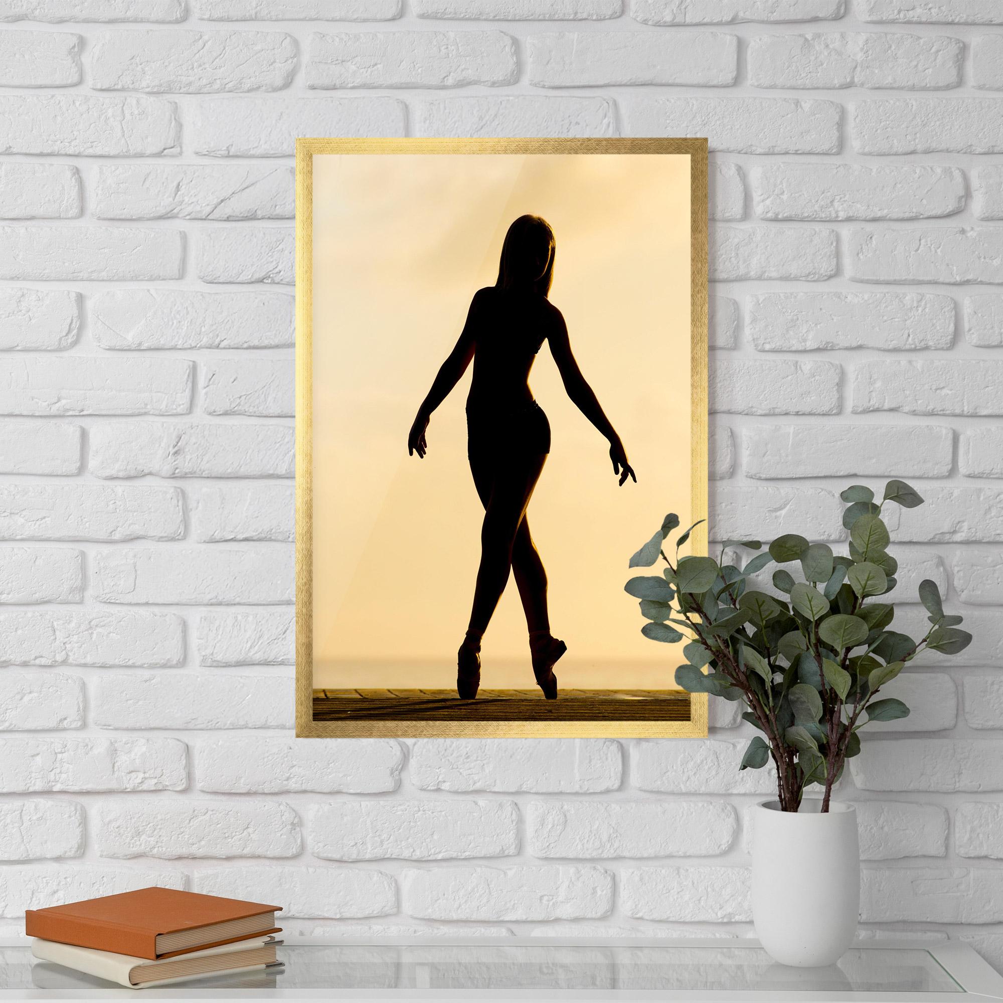 Poster Înrămat Ballet On Cream mockup 5