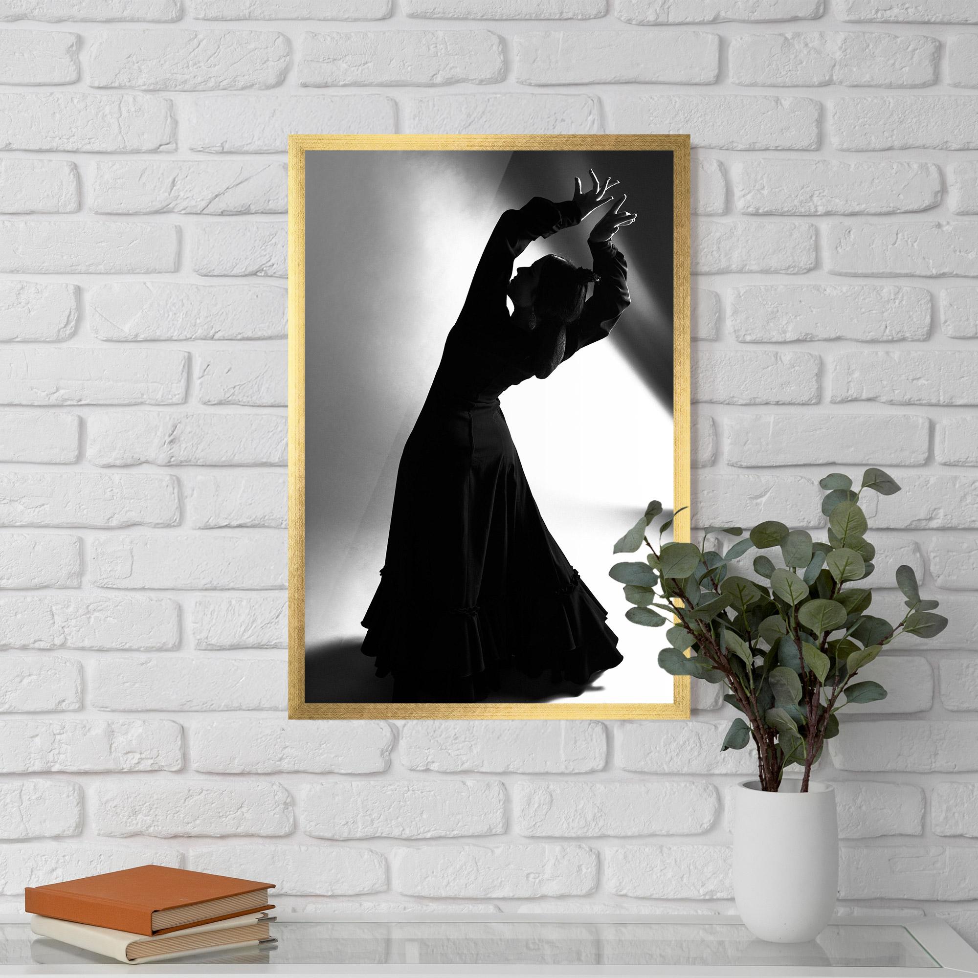 Poster Înrămat Full Shot Dancer mockup 5