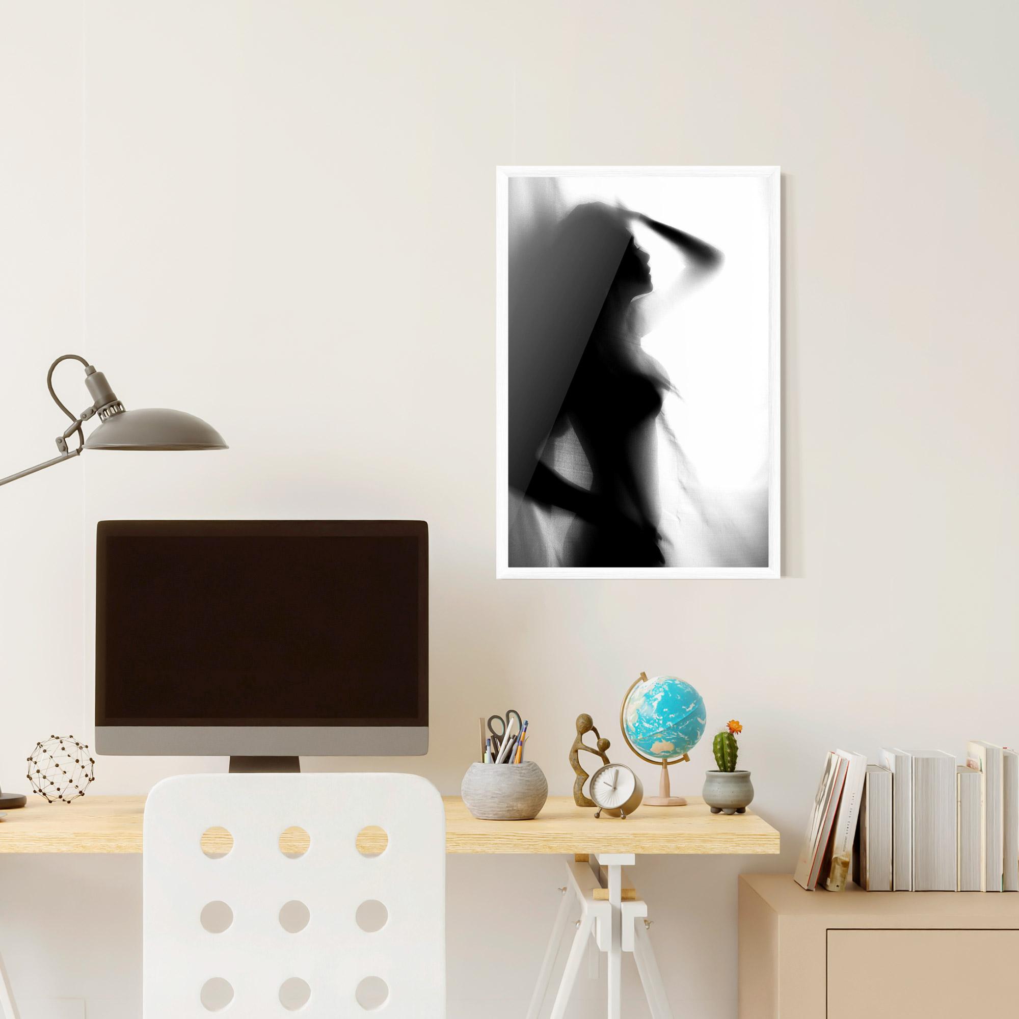 Poster Înrămat Blurred Girl mockup 6