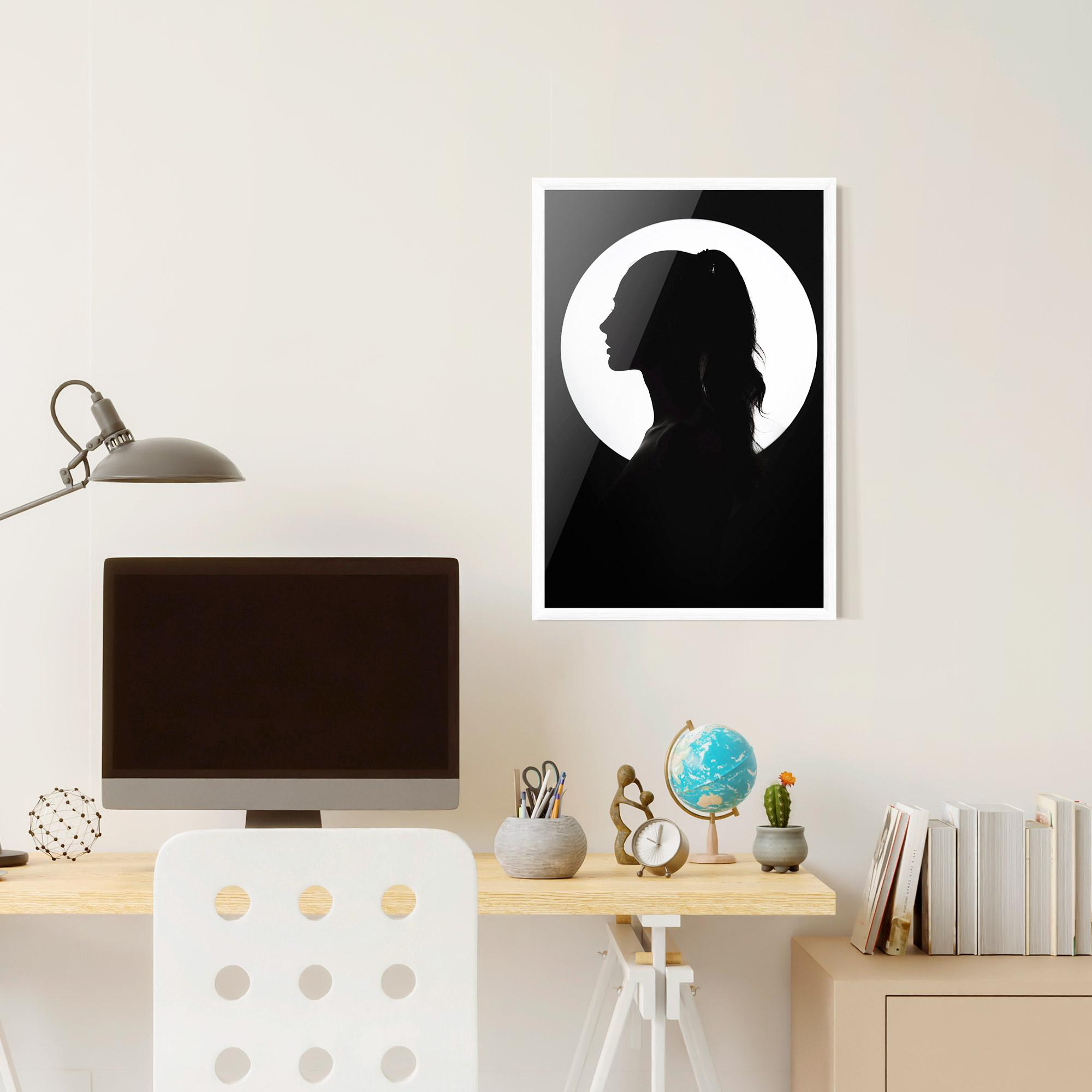 Poster Înrămat Full Moon Girl mockup 6