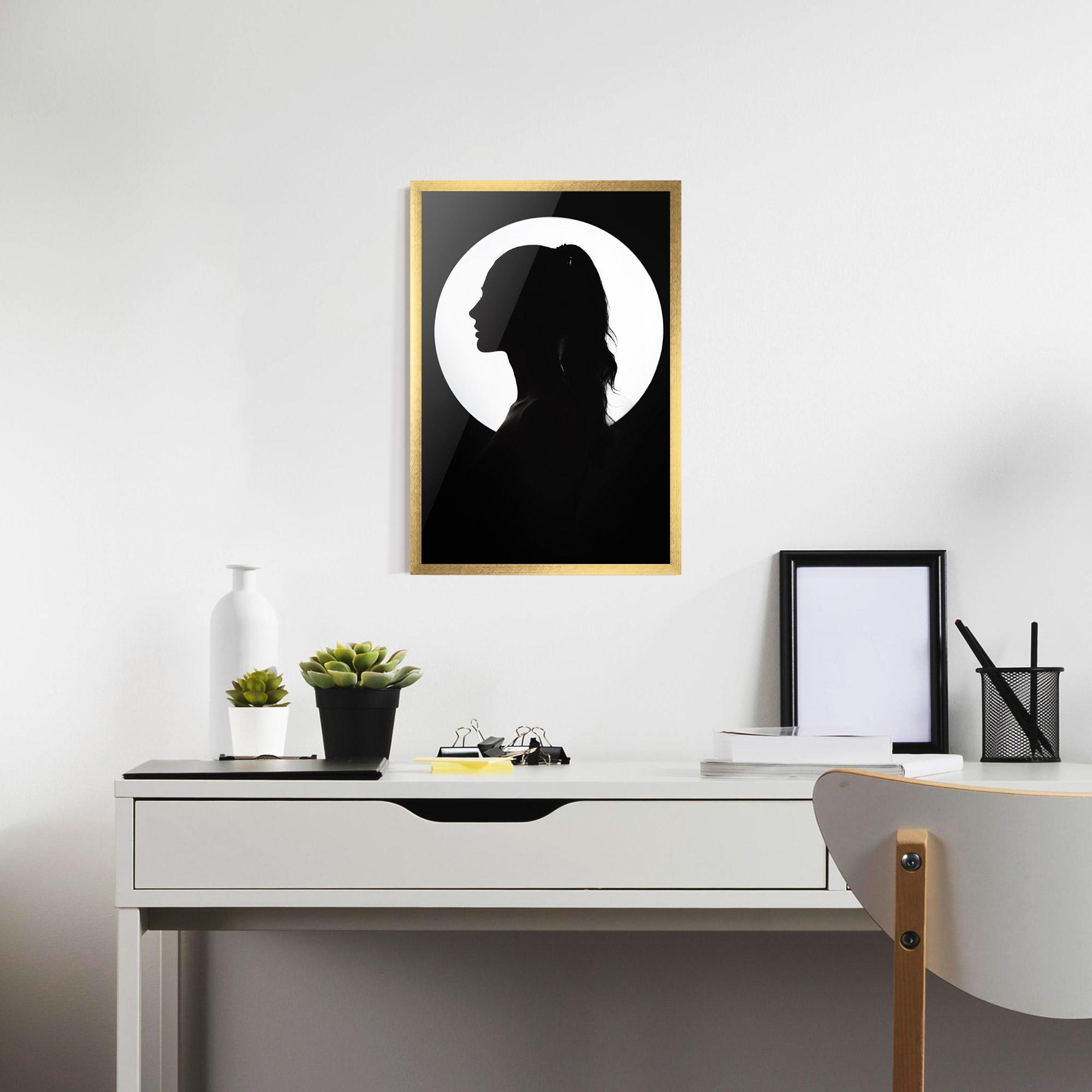 Poster Înrămat Full Moon Girl mockup 7