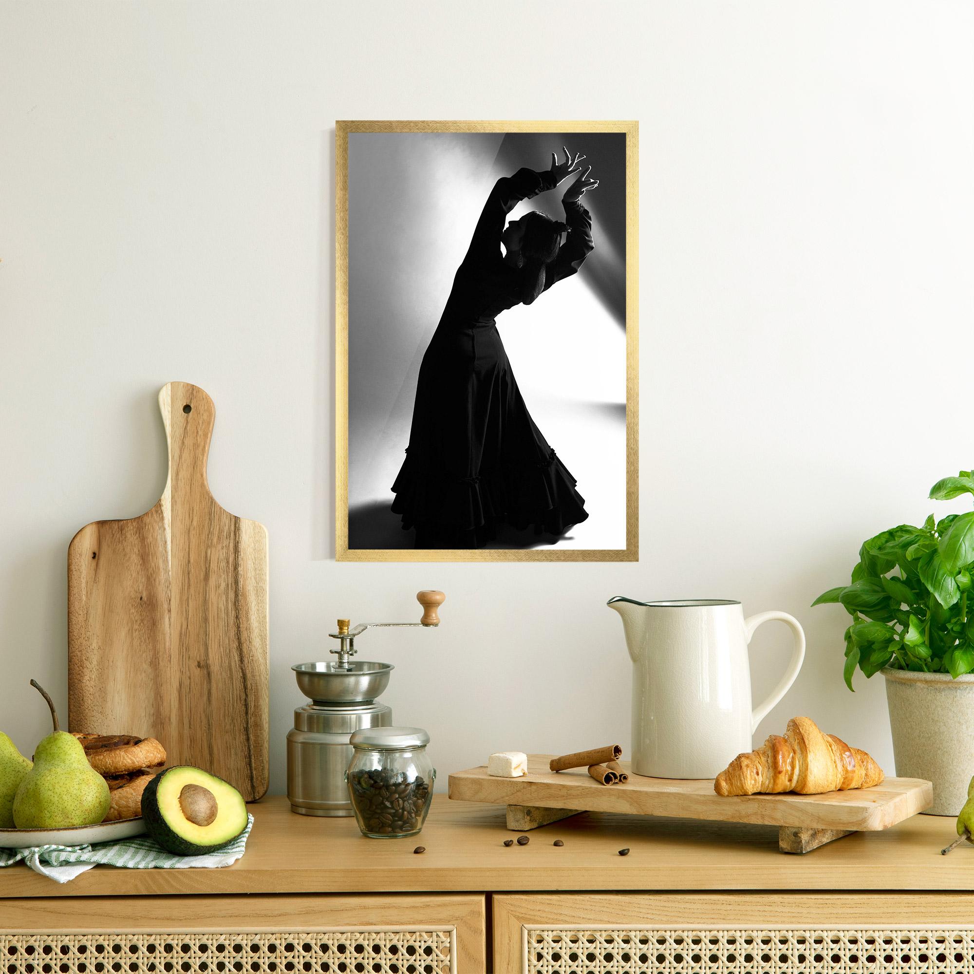 Poster Înrămat Full Shot Dancer mockup 8