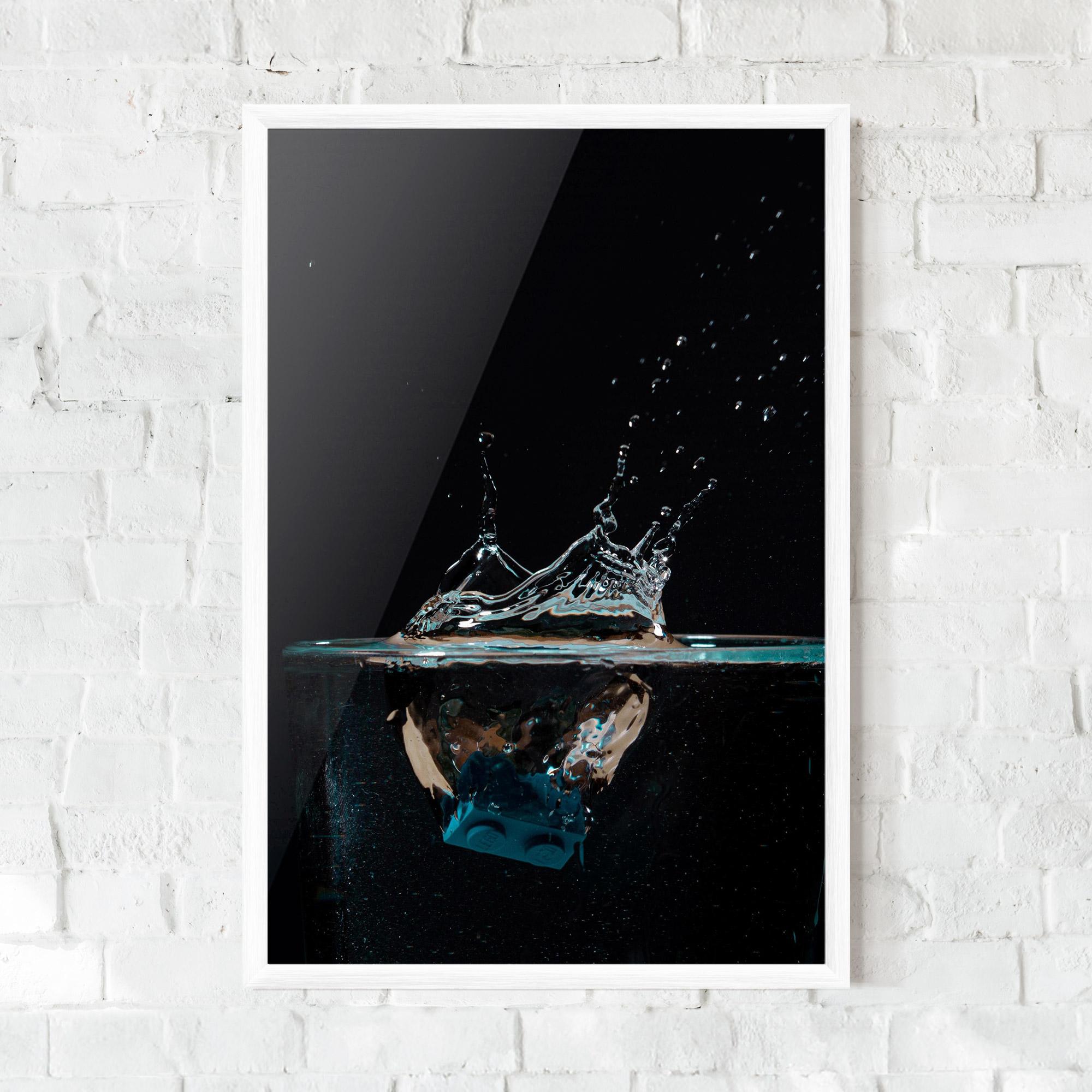 Poster Înrămat Close Up Splash mockup 0