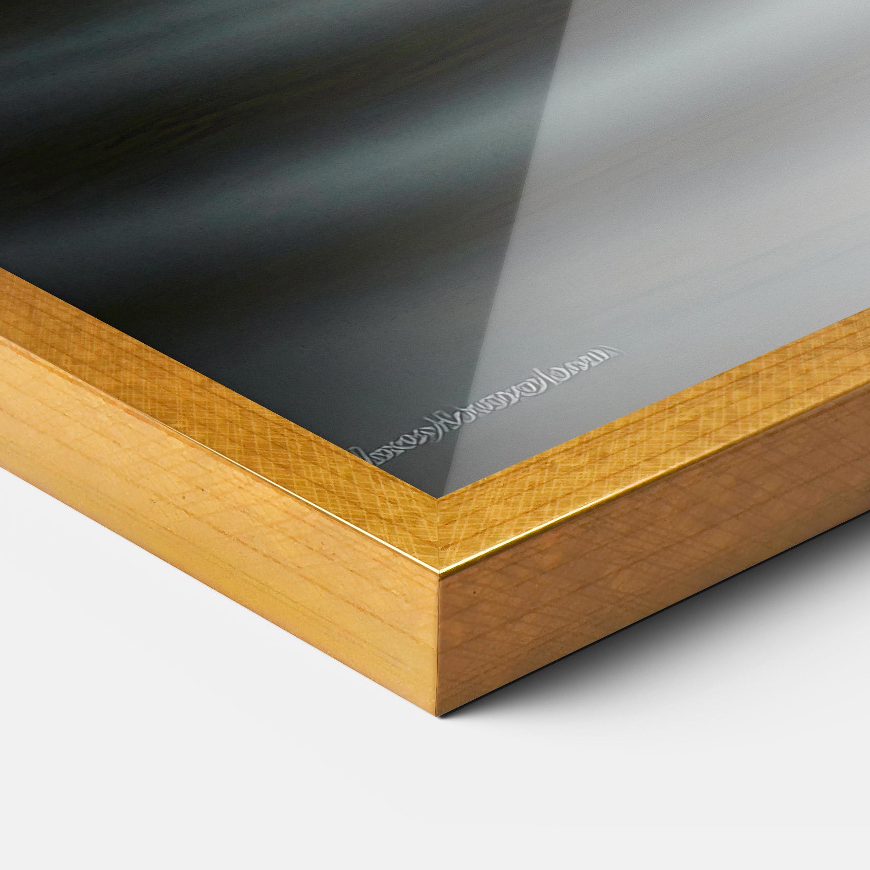 Poster Înrămat Beautiful Water Drop mockup 3