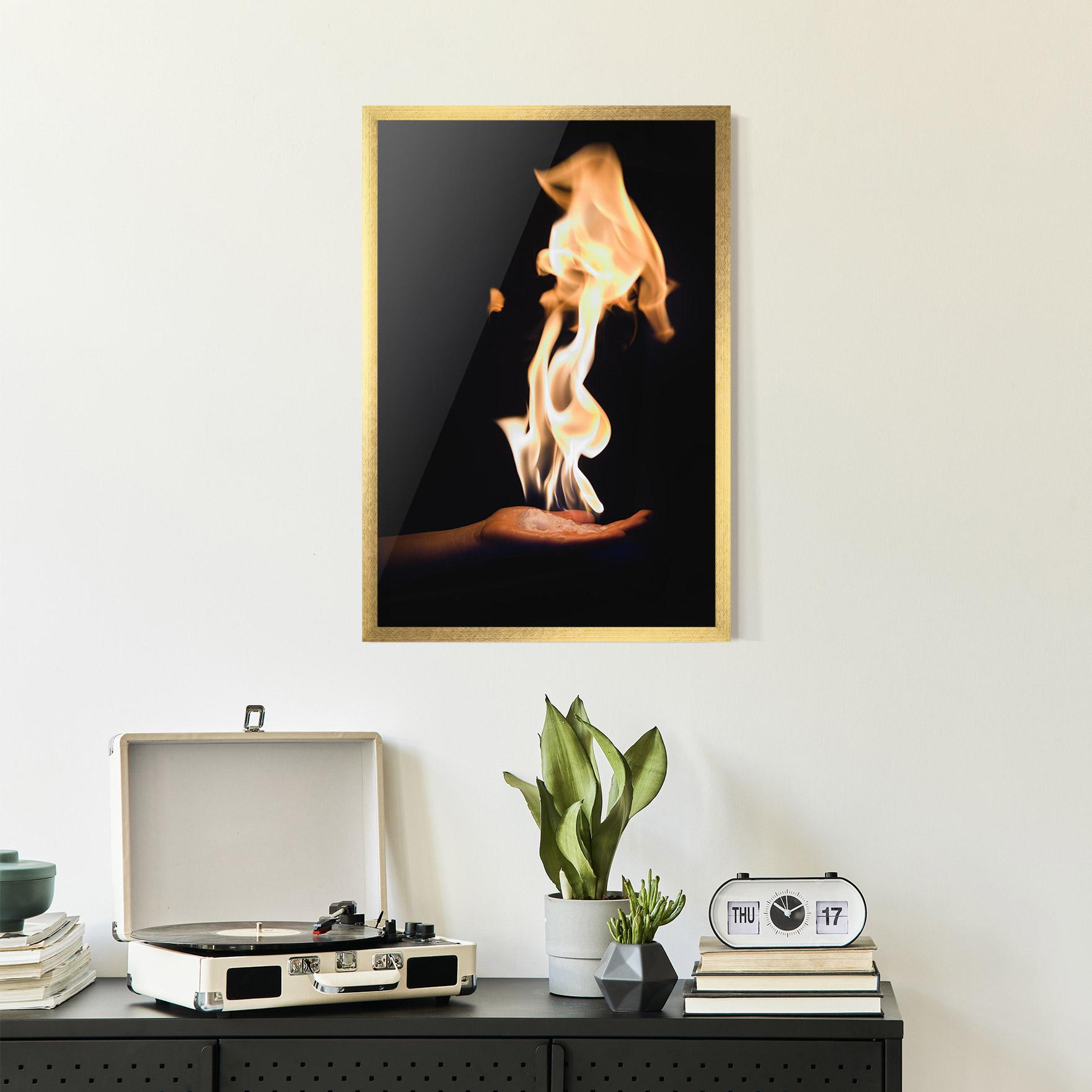 Poster Înrămat Fire Palm mockup 2