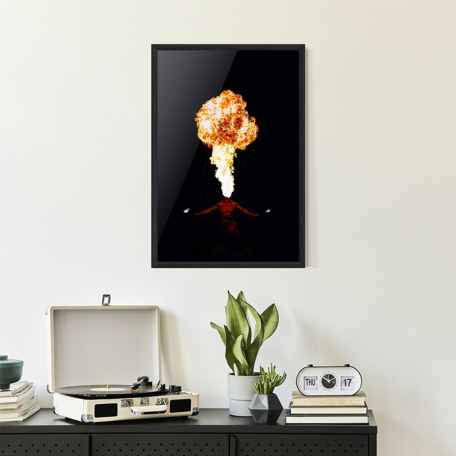 Poster Înrămat Spitting Fire mockup 2